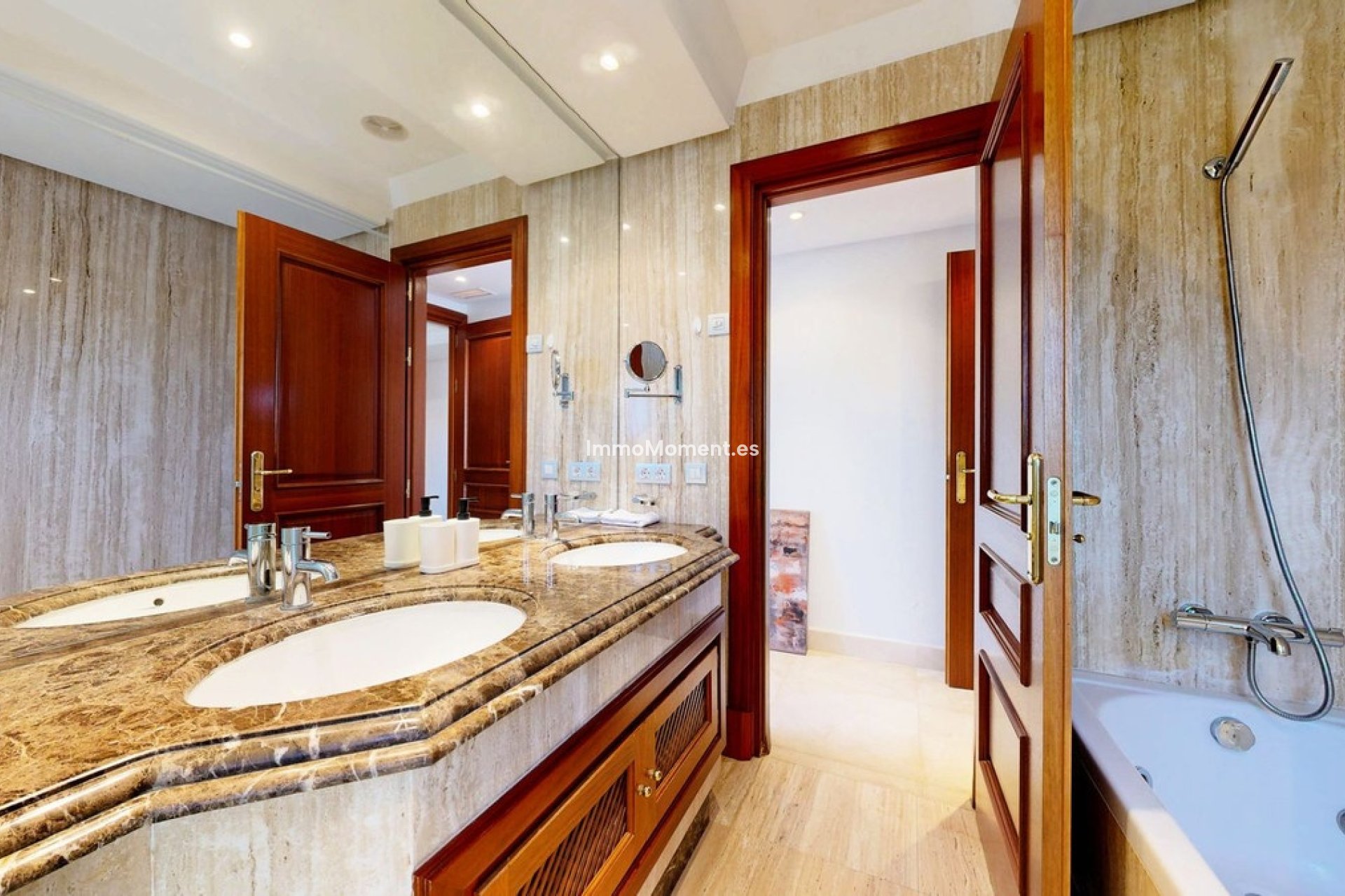 Bestaande woning - Appartement - Estepona  - Estepona Centro