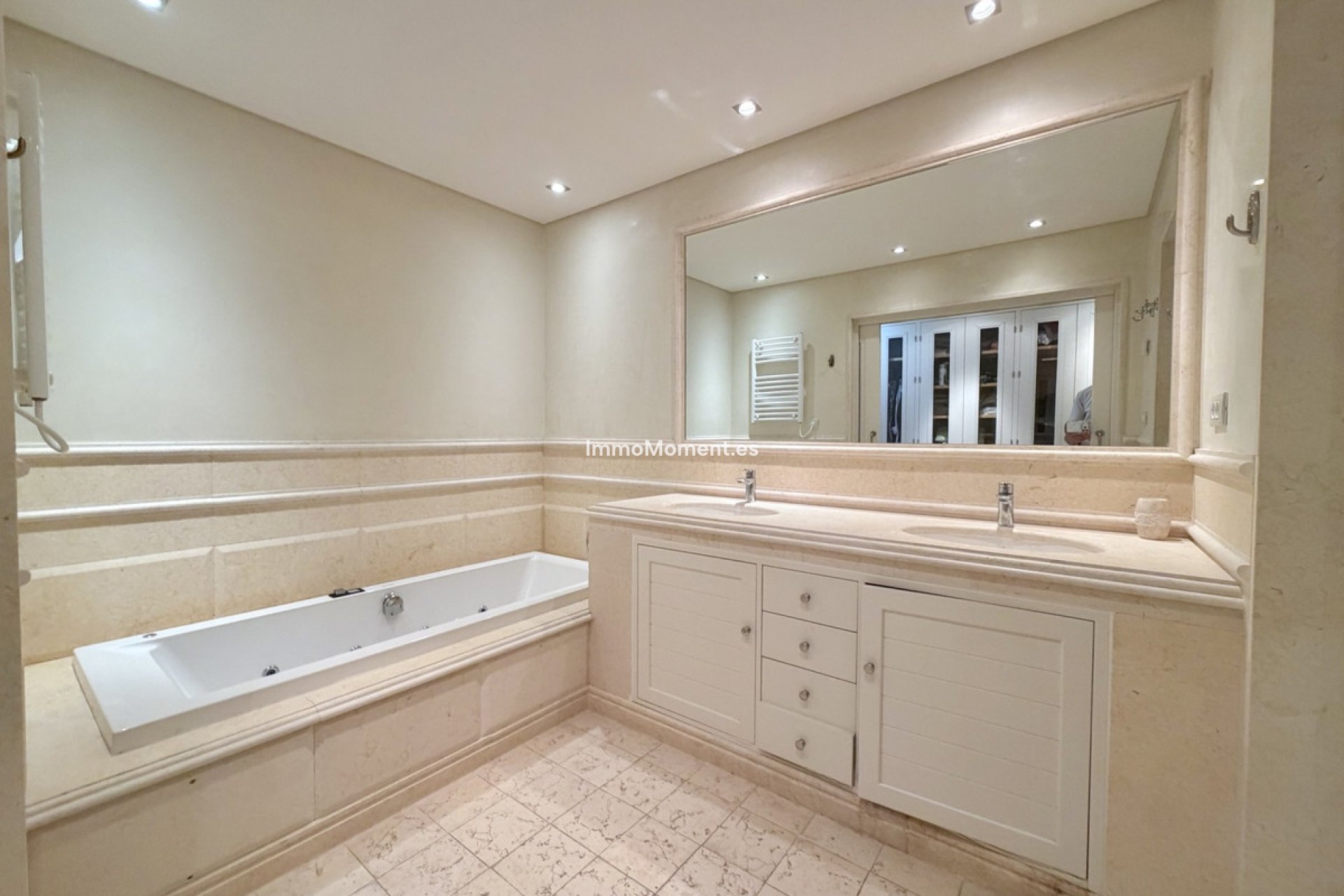 Bestaande woning - Appartement - Estepona  - Estepona Centro