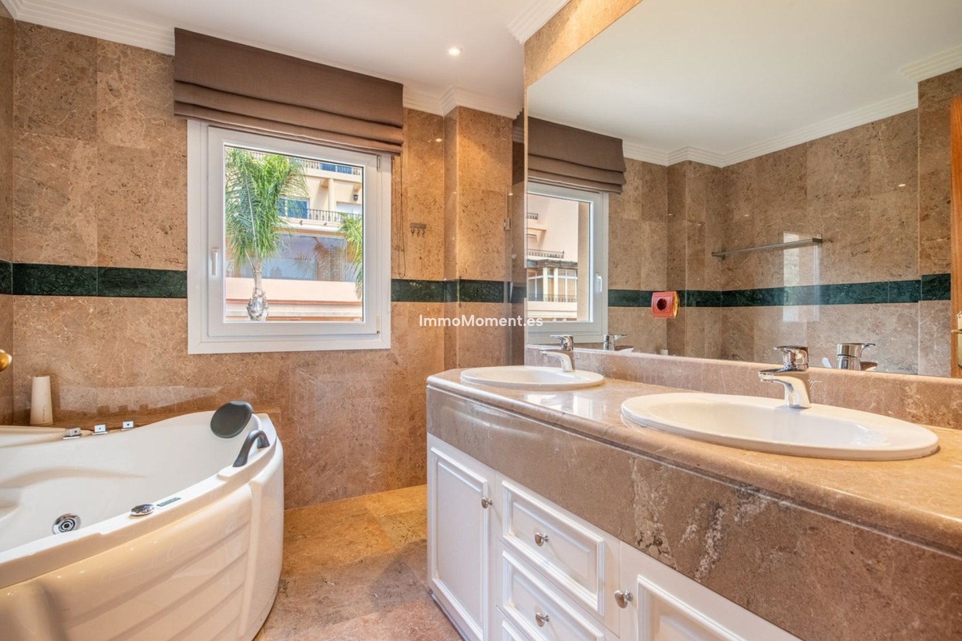Bestaande woning - Appartement - Marbella - Nueva Andalucía