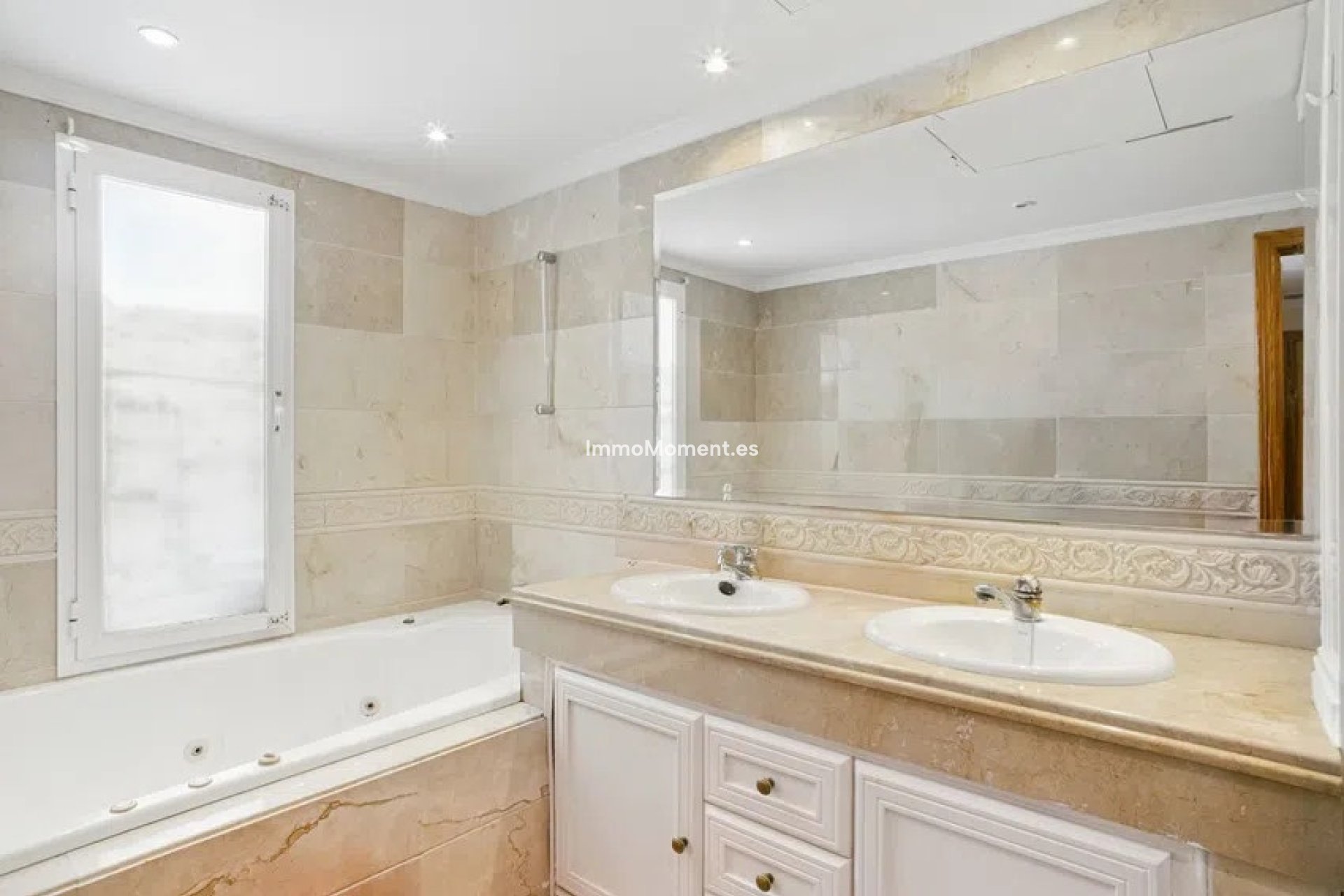 Bestaande woning - Appartement - Marbella - Nueva Andalucía