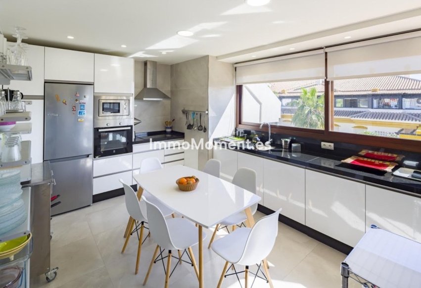 Bestaande woning - Appartement - Marbella - Nueva Andalucía