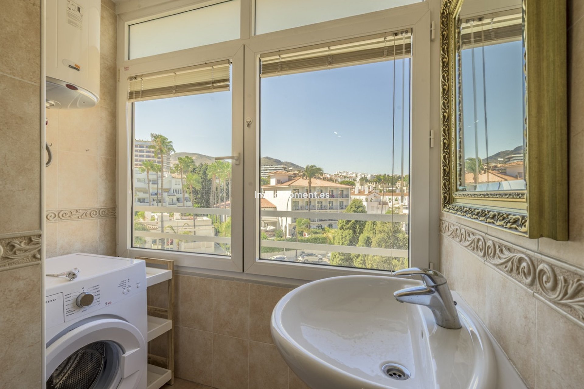 Bestaande woning - Appartement - Torremolinos - La Carihuela