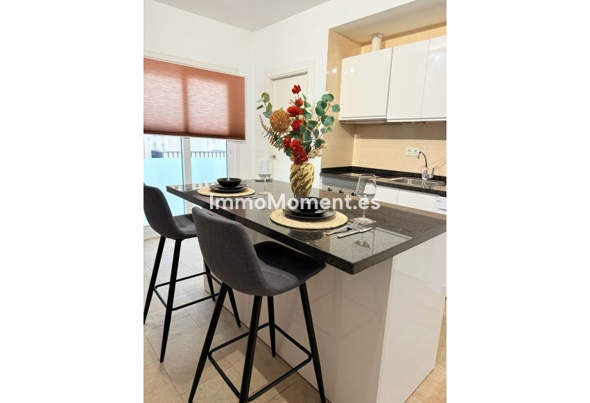 Bestaande woning - Appartement - Torremolinos - La Carihuela