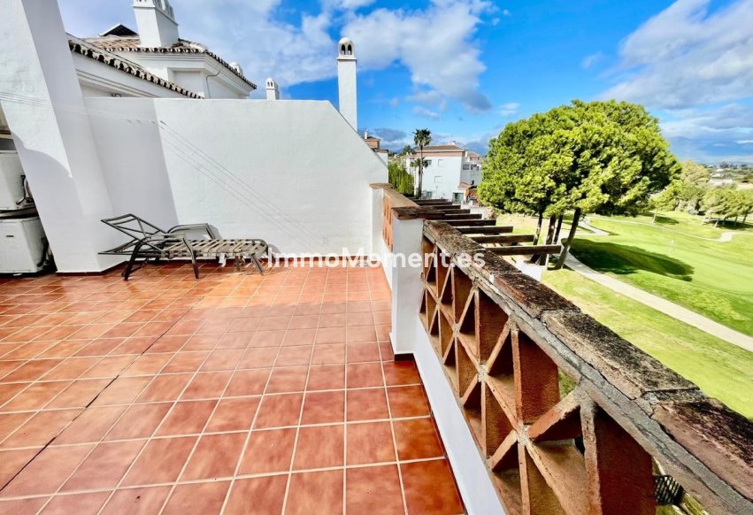 Bestaande woning - Geschakelde woning - Binnenland  - Alhaurín de la Torre