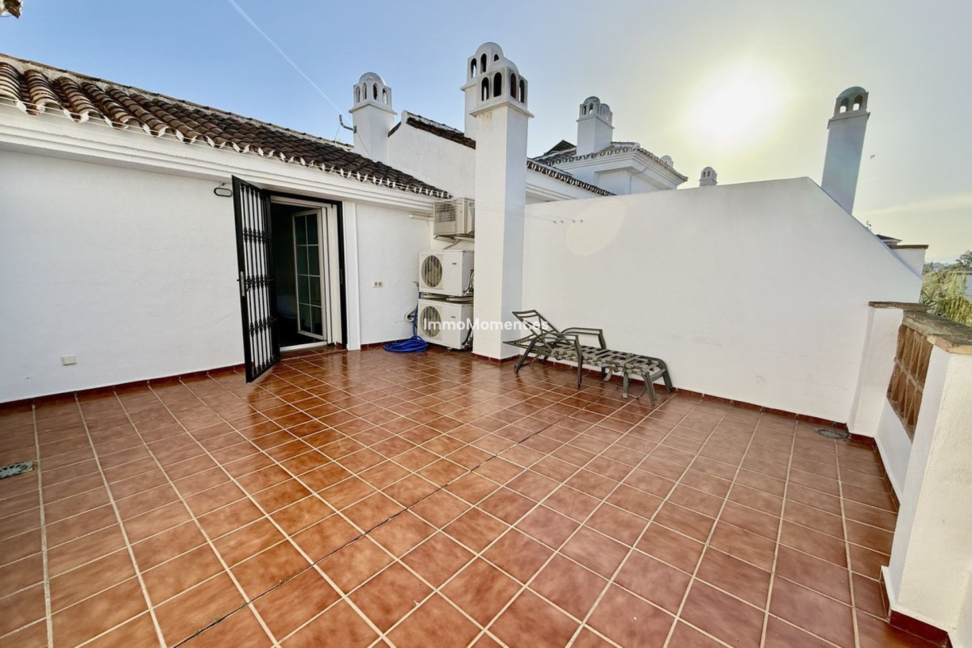 Bestaande woning - Geschakelde woning - Binnenland  - Alhaurín de la Torre