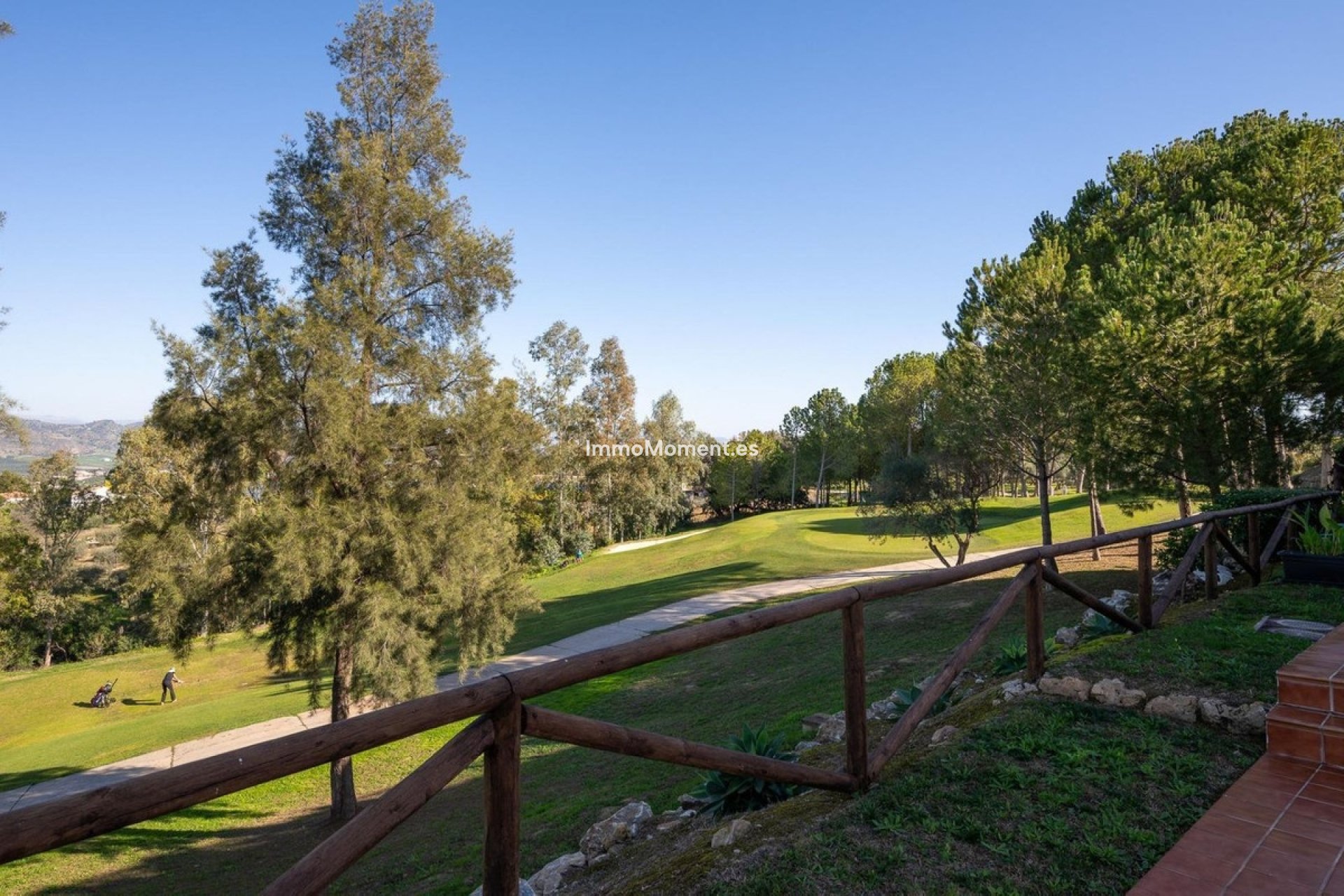 Bestaande woning - Geschakelde woning - Binnenland  - Alhaurín de la Torre