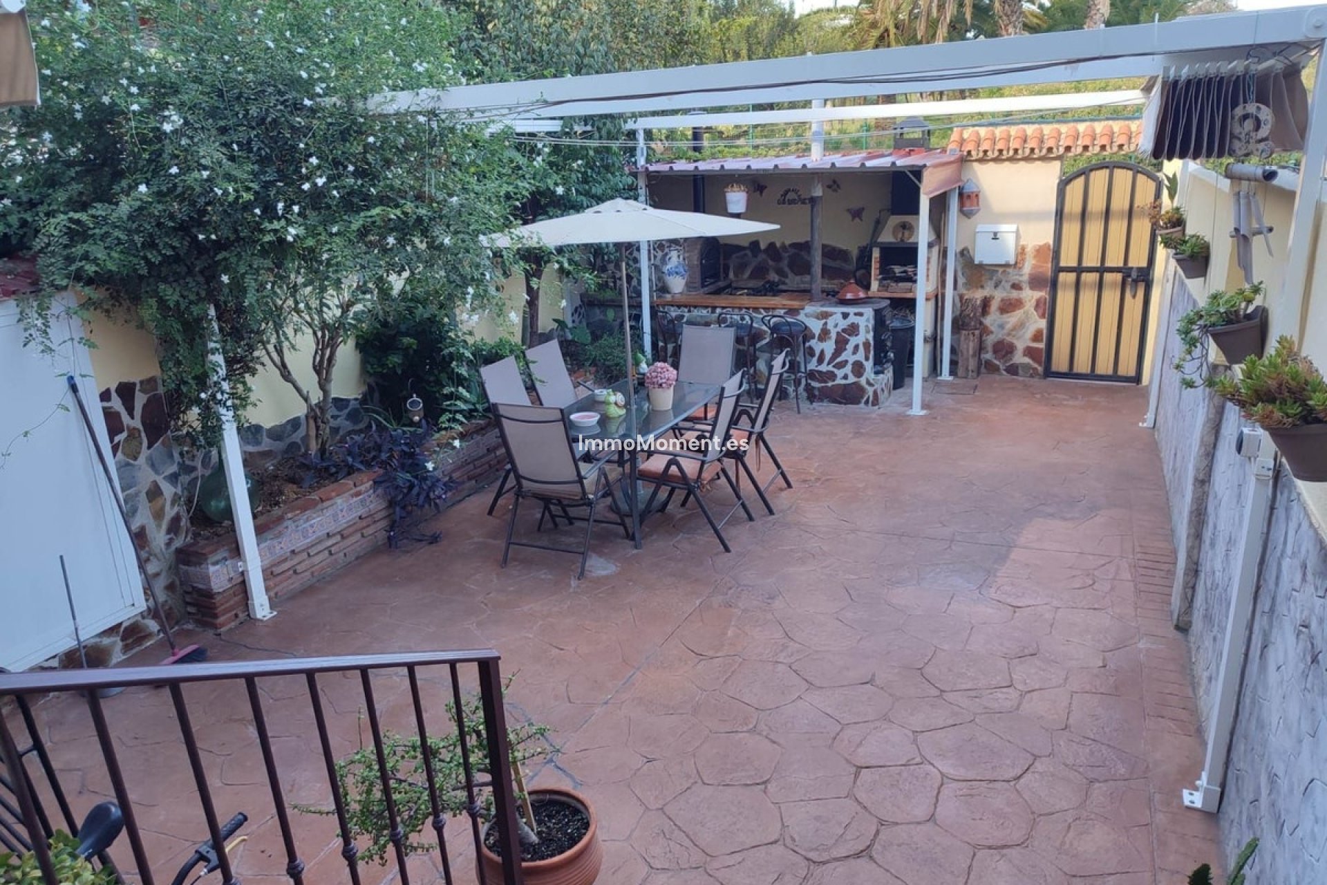 Bestaande woning - Geschakelde woning - Binnenland  - Alhaurín de la Torre