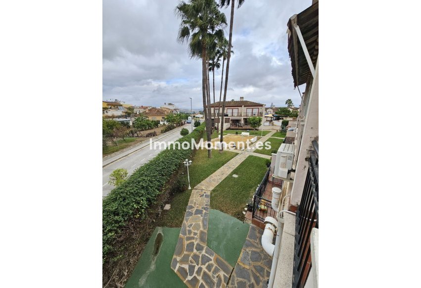 Bestaande woning - Geschakelde woning - Binnenland  - Alhaurín de la Torre