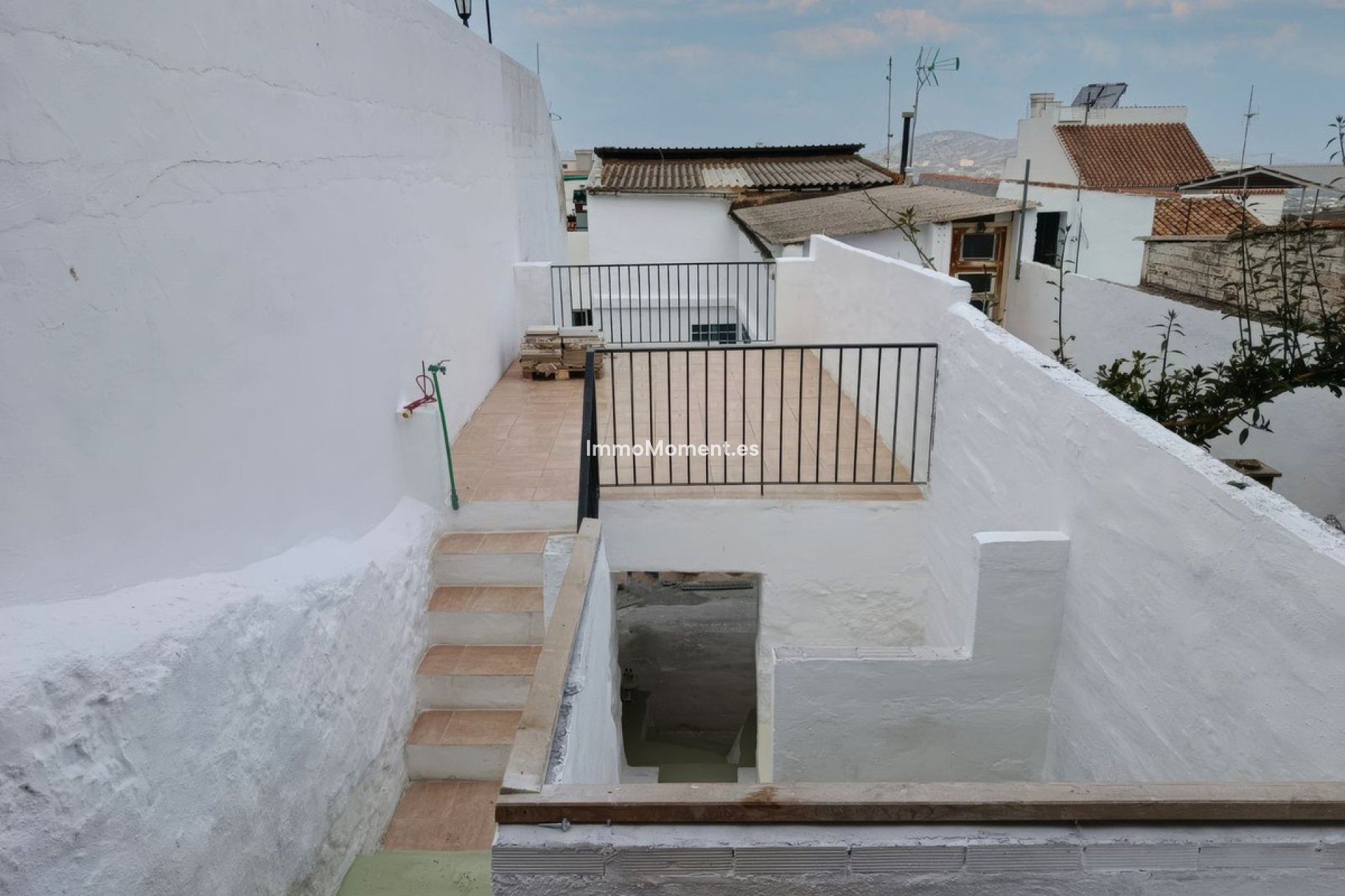 Bestaande woning - Geschakelde woning - Binnenland  - Alhaurín el Grande Centro