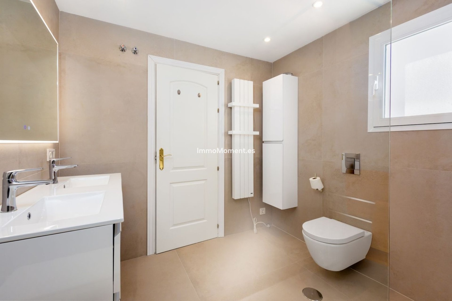 Bestaande woning - Geschakelde woning - Binnenland  - Alhaurín Golf