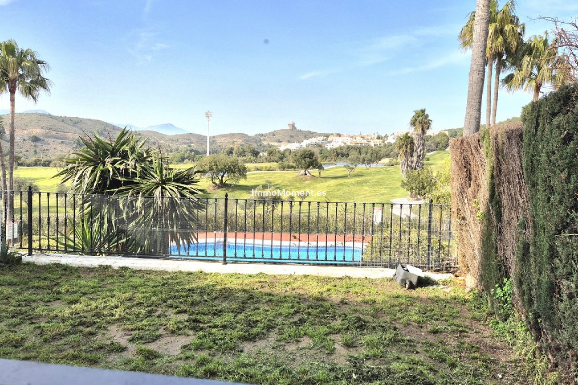 Bestaande woning - Geschakelde woning - Binnenland  - Alhaurín Golf