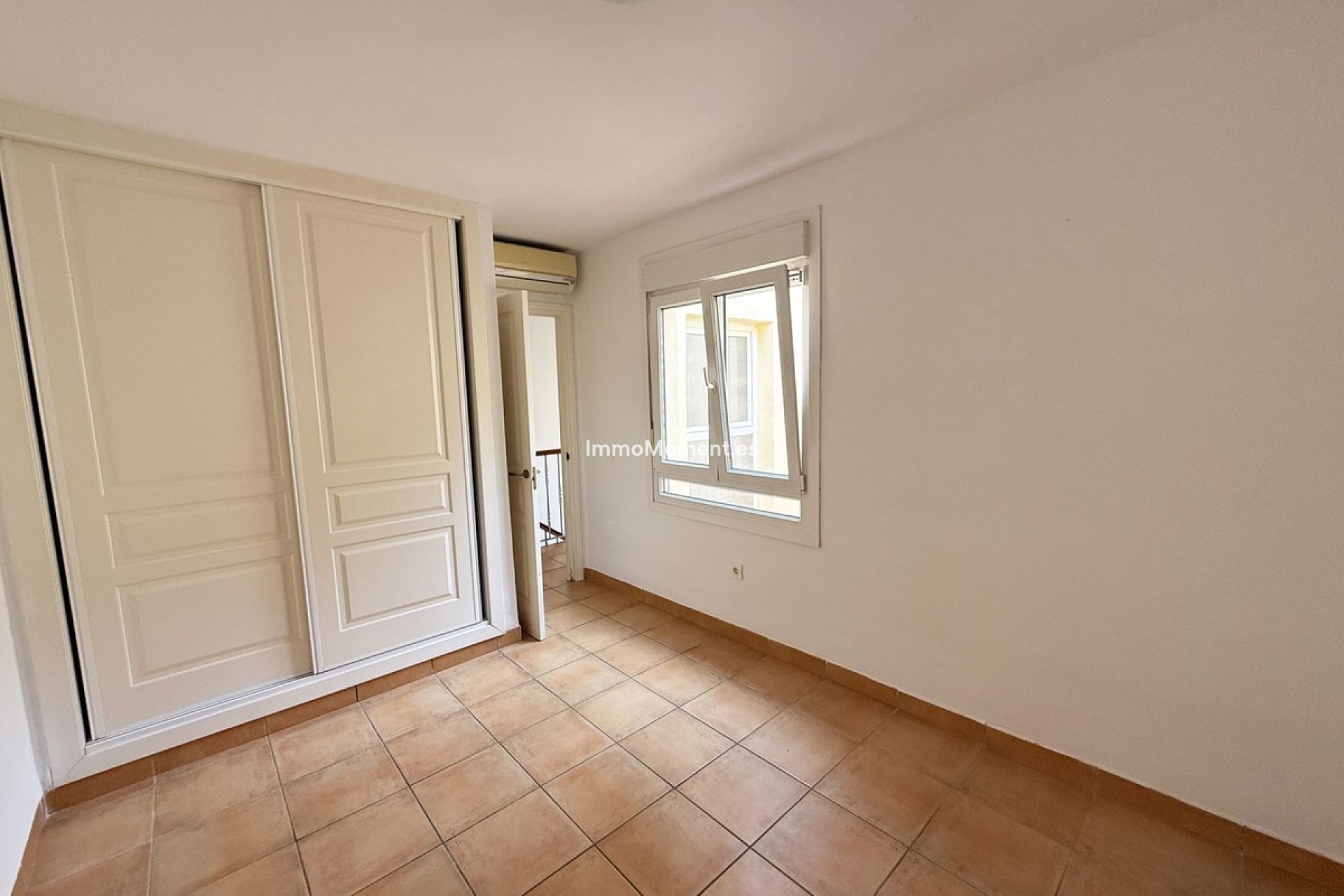Bestaande woning - Geschakelde woning - Binnenland  - Alhaurín Golf