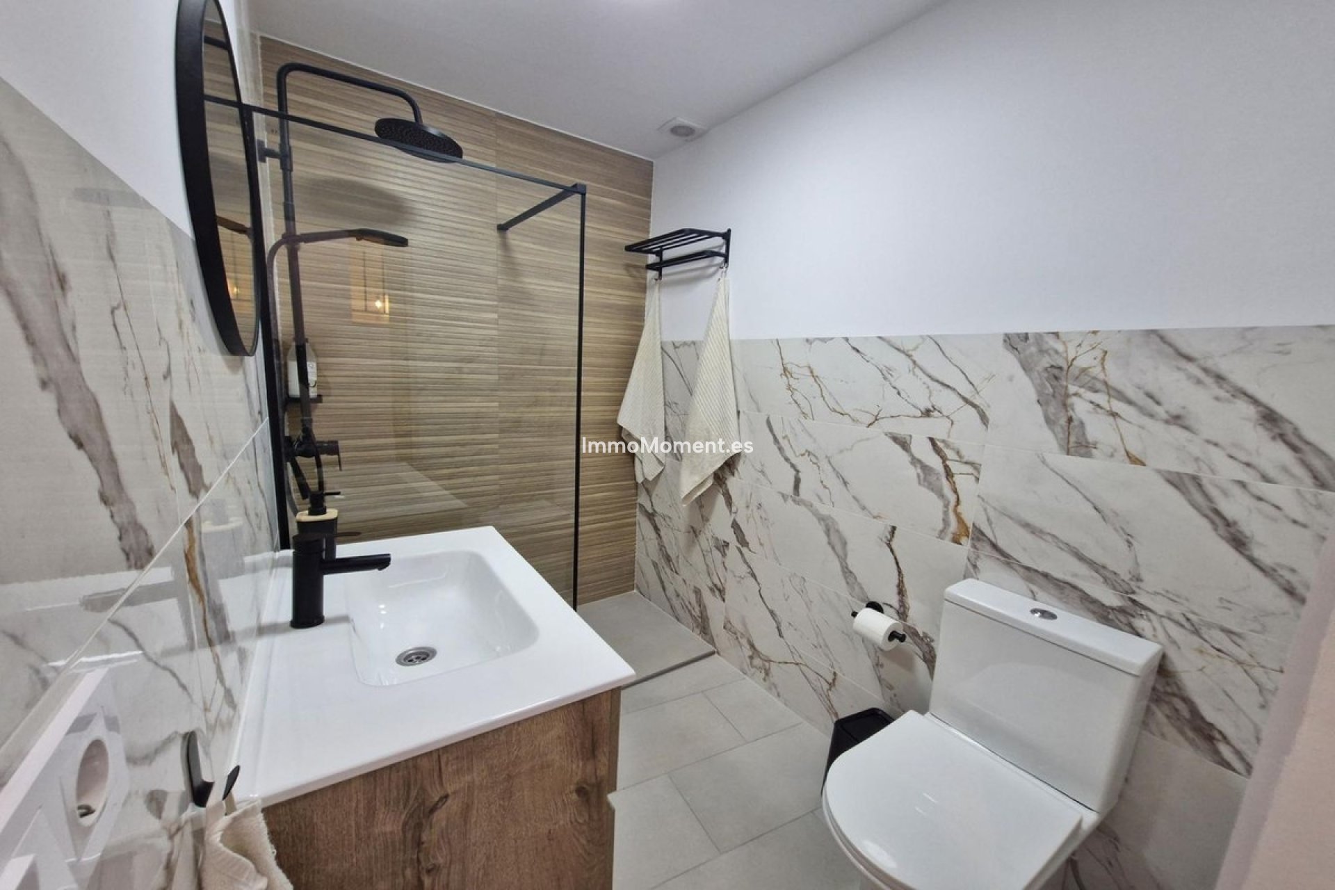 Bestaande woning - Geschakelde woning - Binnenland  - Coín