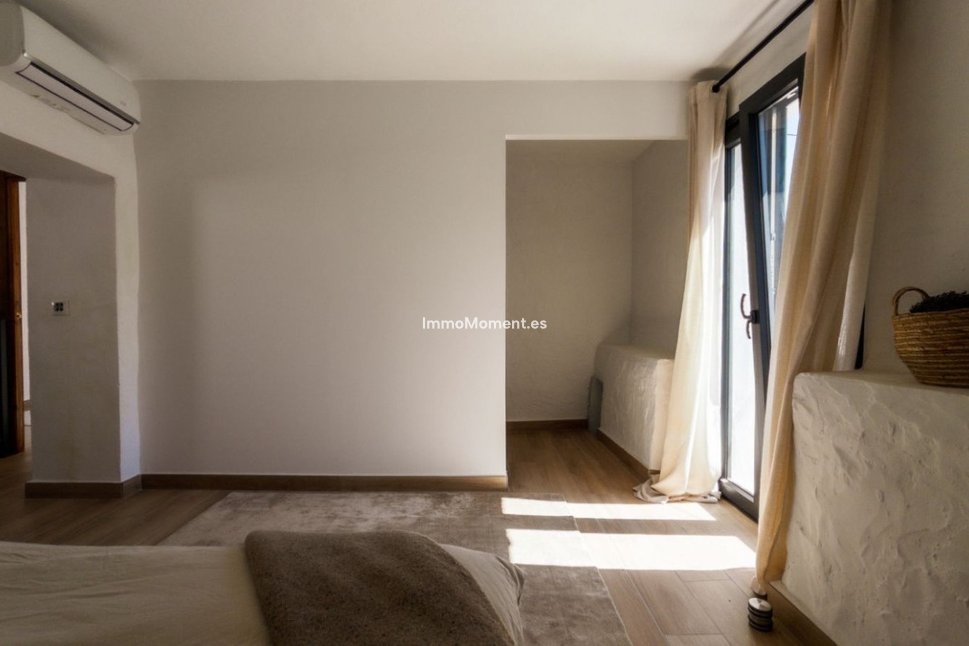 Bestaande woning - Geschakelde woning - Binnenland  - Guaro