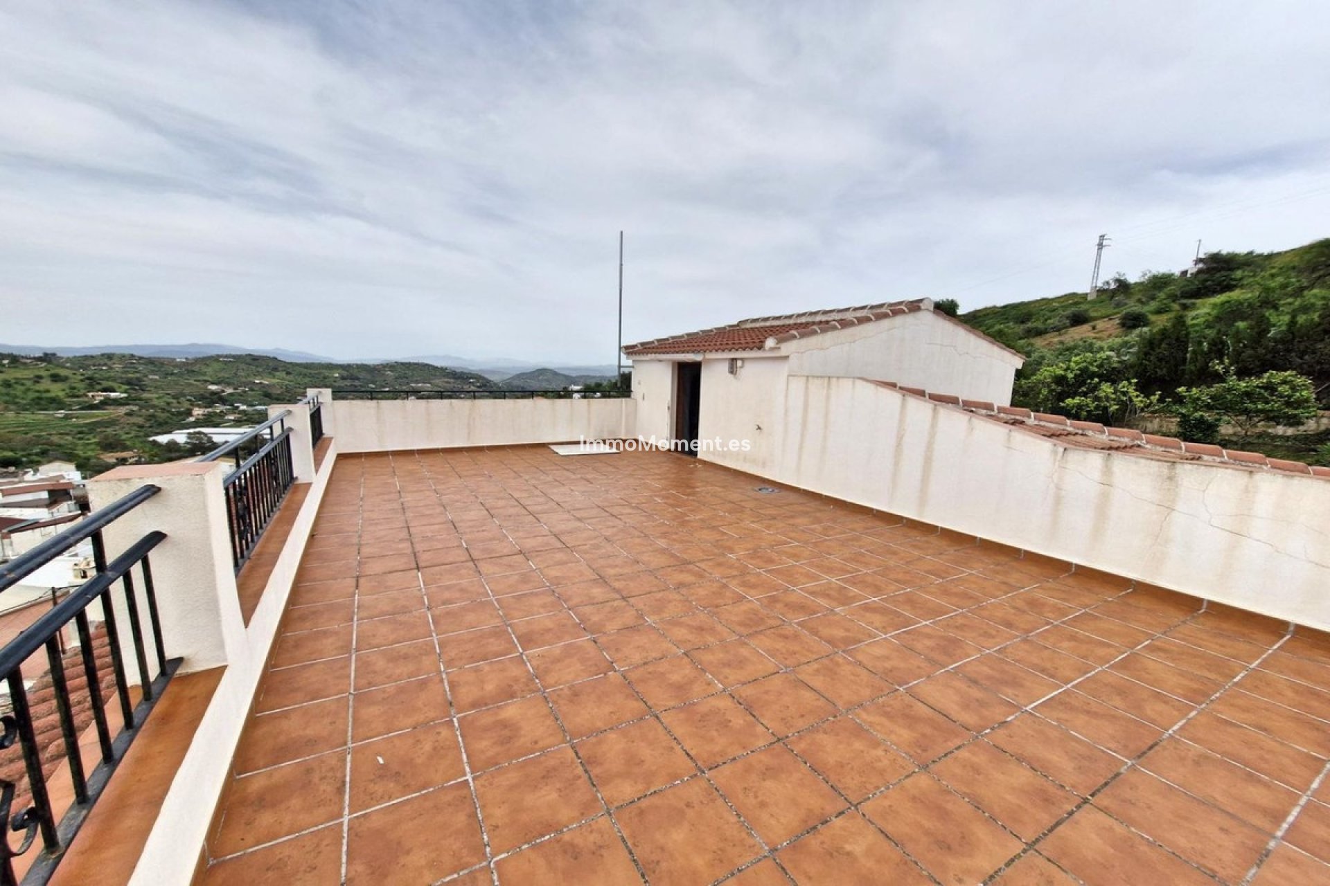 Bestaande woning - Geschakelde woning - Binnenland  - Guaro