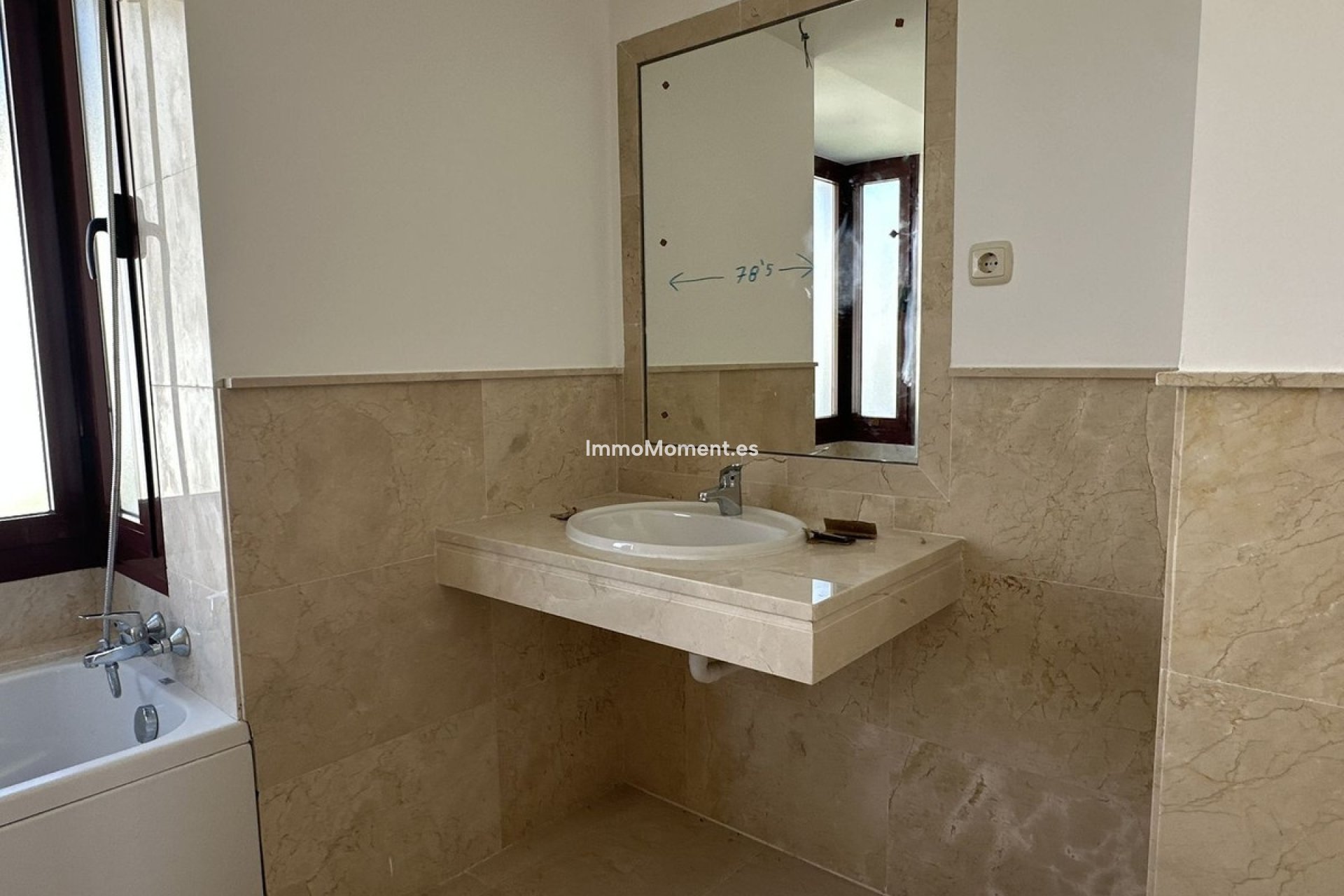 Bestaande woning - Geschakelde woning - Casares - Doña Julia