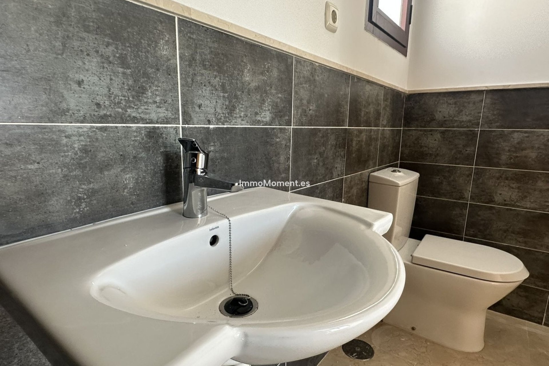 Bestaande woning - Geschakelde woning - Casares - Doña Julia