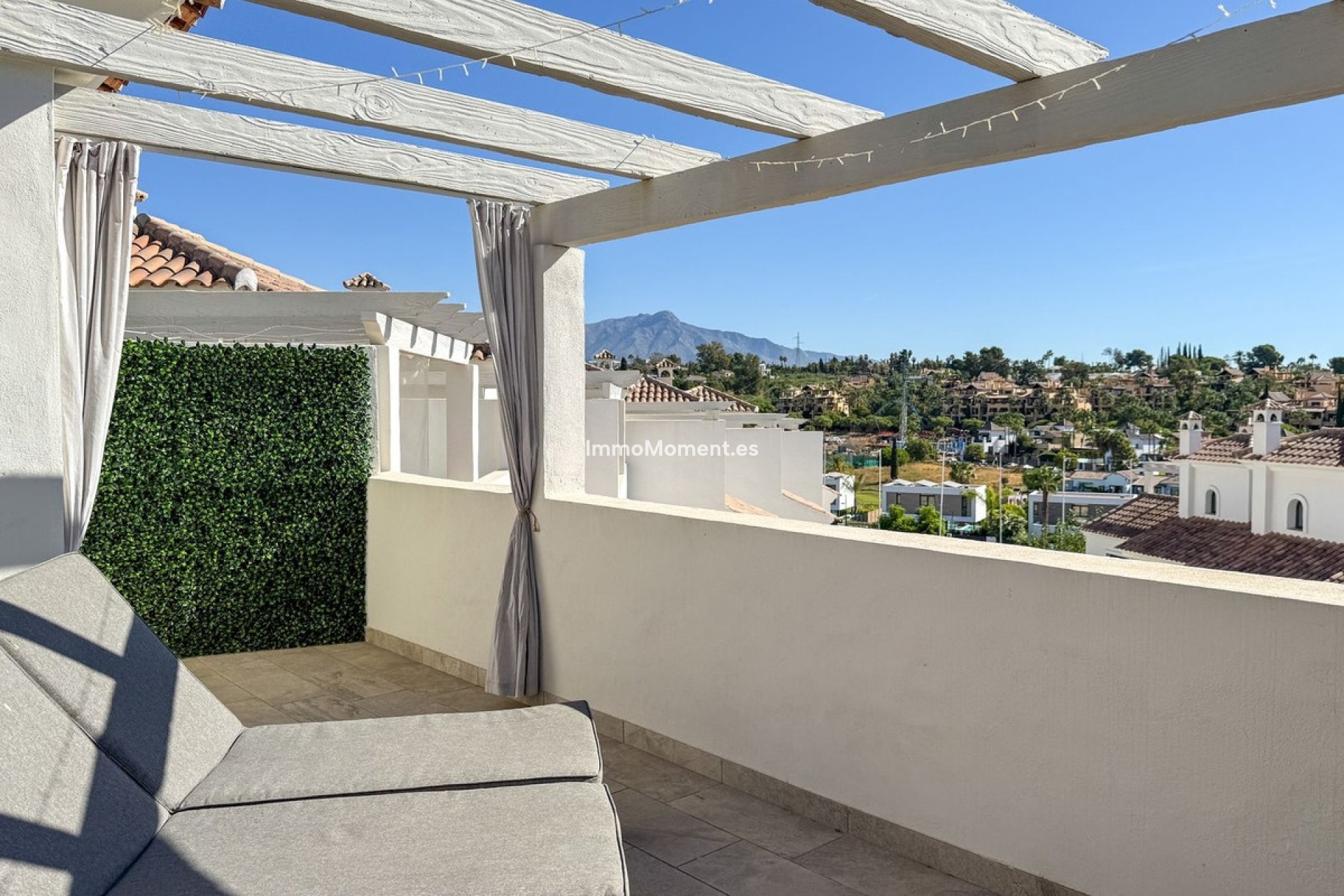 Bestaande woning - Geschakelde woning - El Paraiso - New Golden Mile