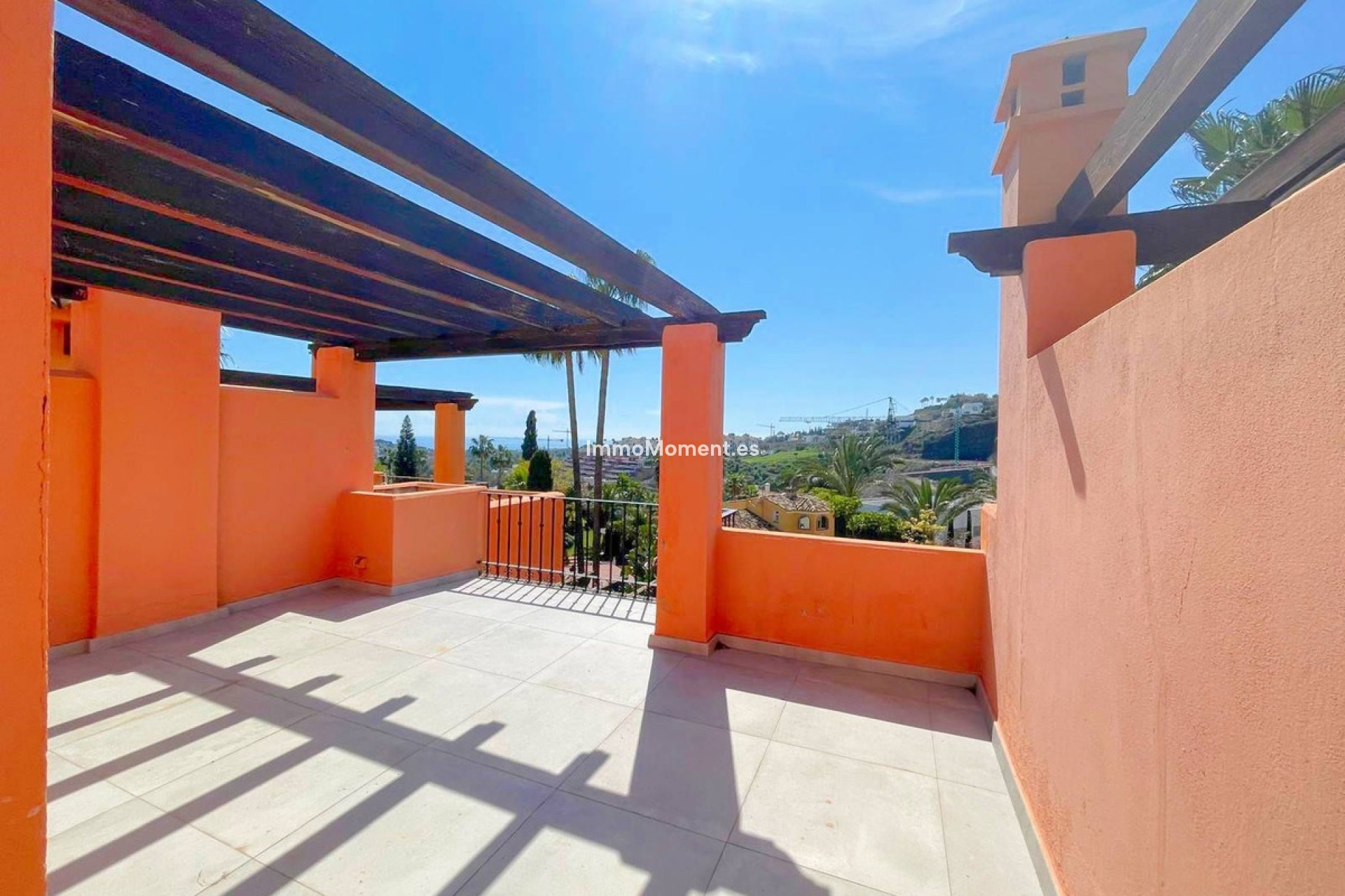 Bestaande woning - Geschakelde woning - El Paraiso - New Golden Mile