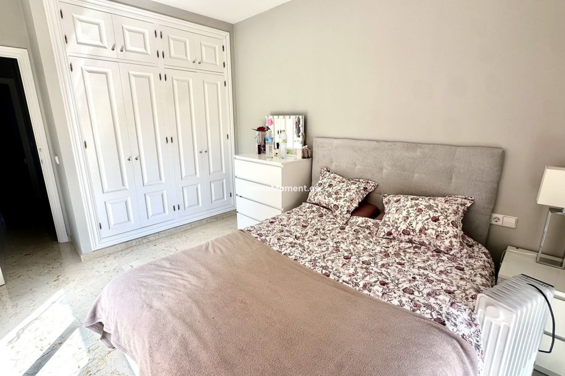 Bestaande woning - Geschakelde woning - Estepona  - Estepona Centro