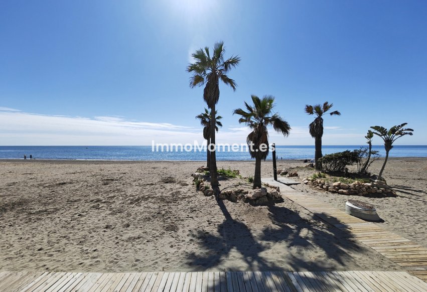 Bestaande woning - Geschakelde woning - Estepona  - Estepona Centro