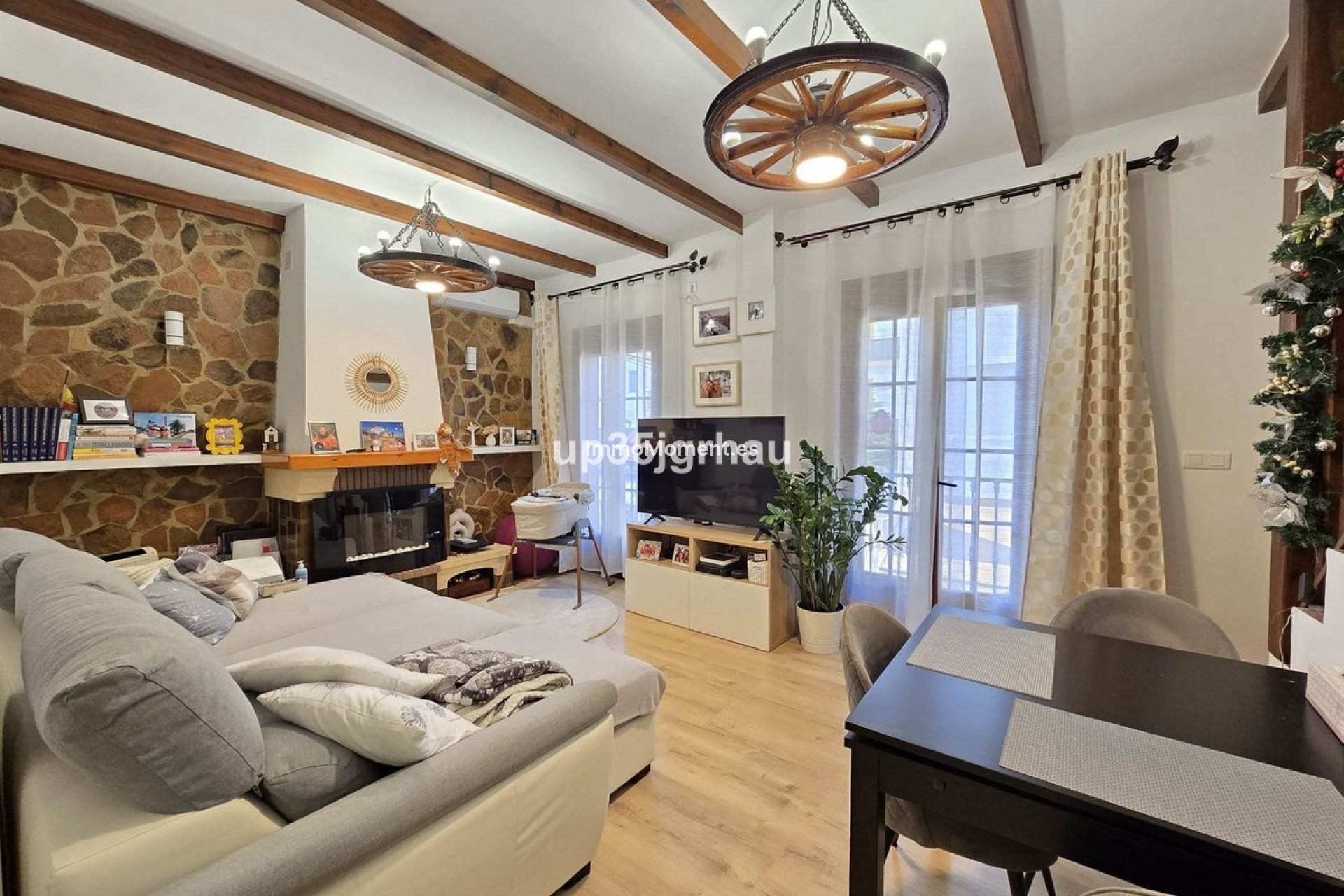 Bestaande woning - Geschakelde woning - Estepona  - Estepona Centro