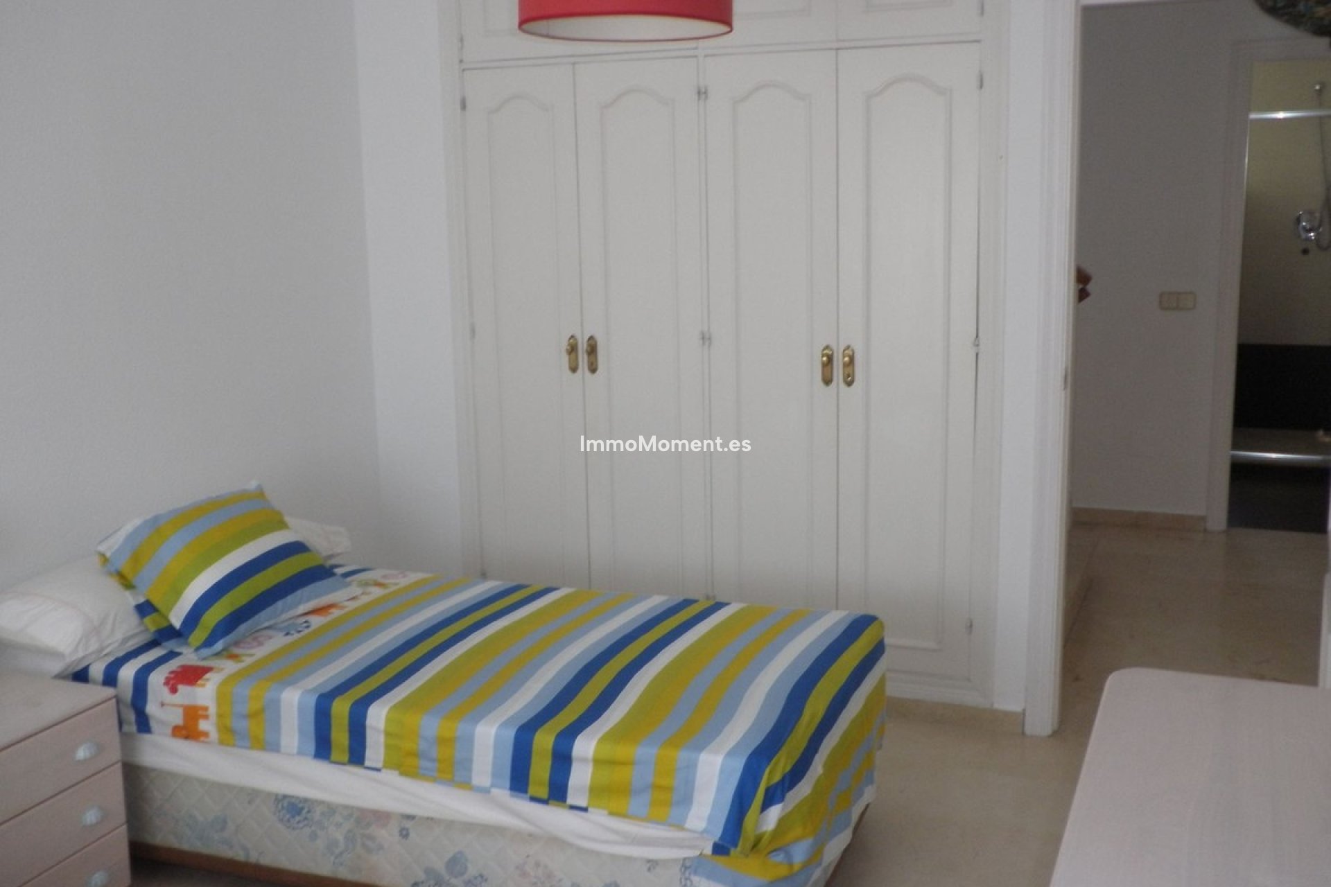 Bestaande woning - Geschakelde woning - Estepona  - Estepona Centro