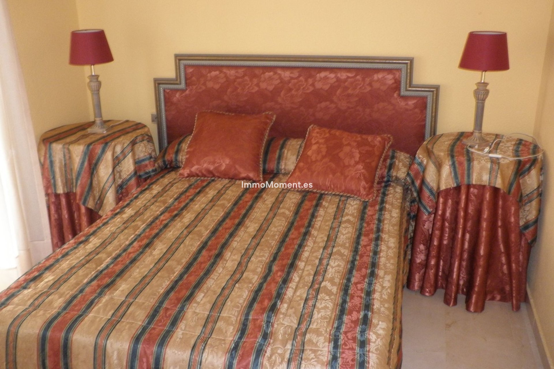 Bestaande woning - Geschakelde woning - Estepona  - Estepona Centro