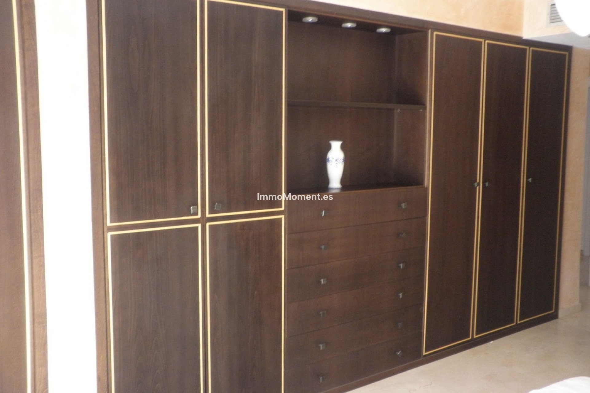 Bestaande woning - Geschakelde woning - Estepona  - Estepona Centro