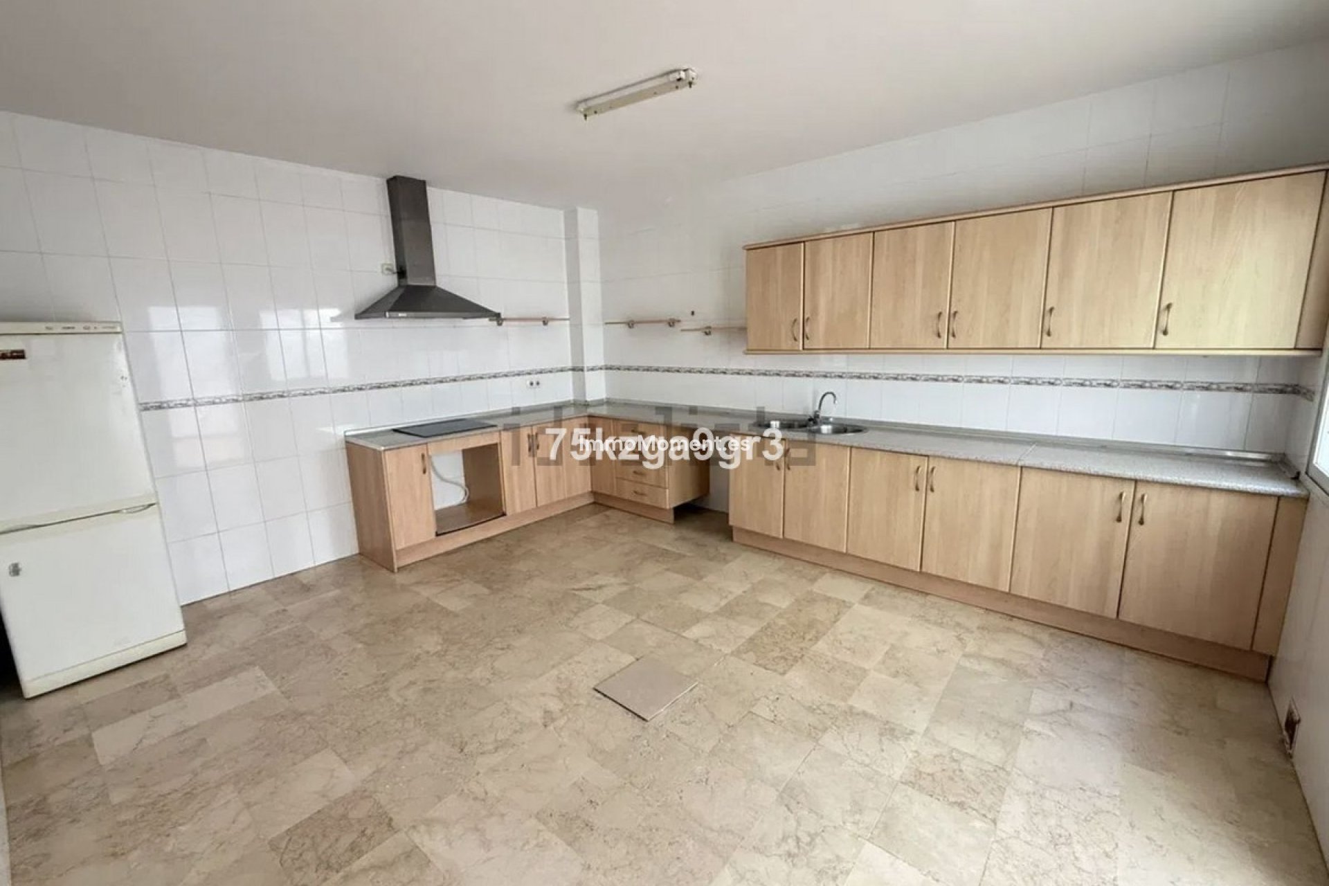 Bestaande woning - Geschakelde woning - Estepona  - Estepona Centro