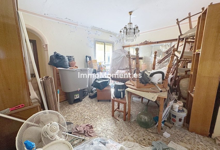 Bestaande woning - Geschakelde woning - Estepona  - Estepona Centro