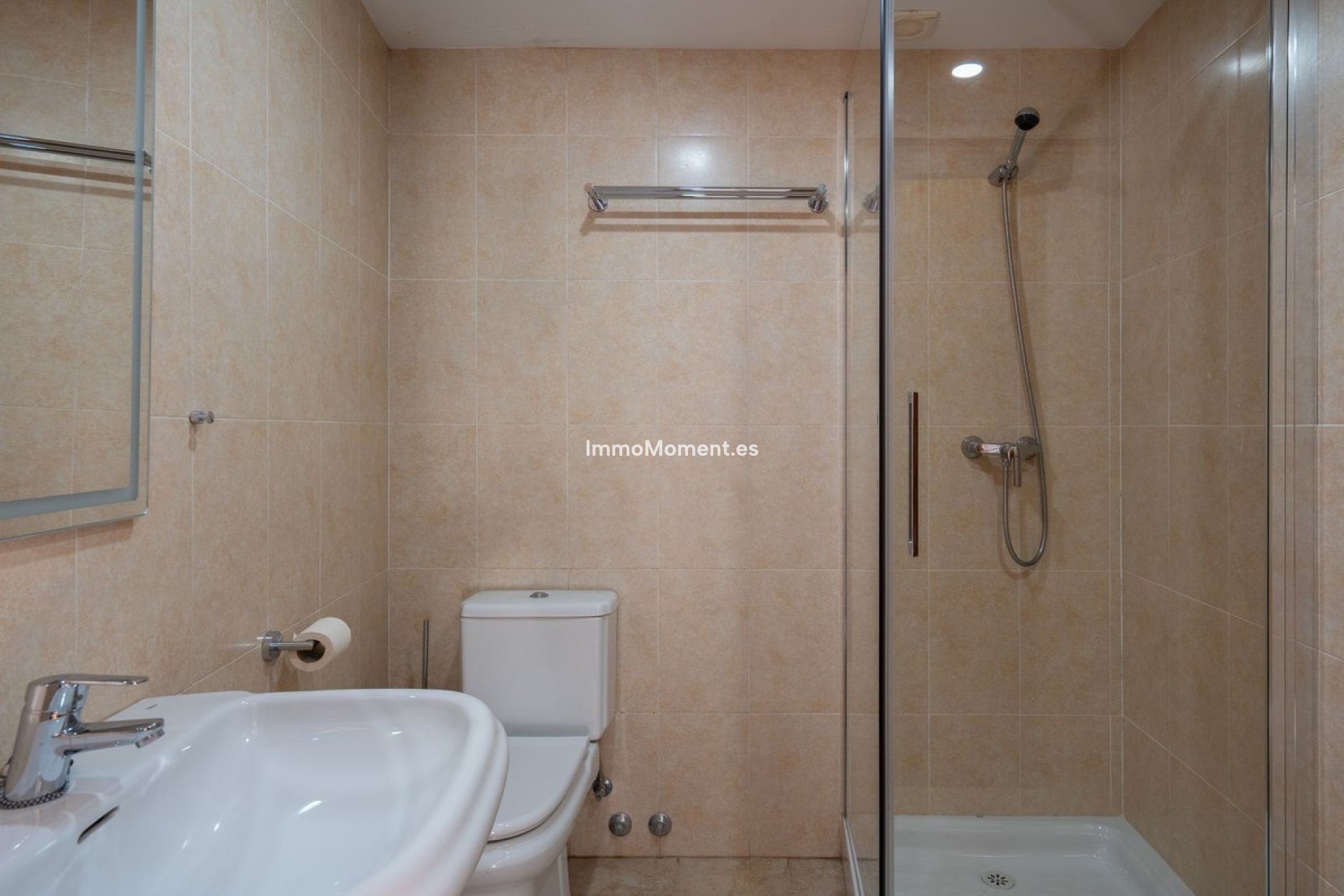 Bestaande woning - Geschakelde woning - Estepona  - Estepona Centro