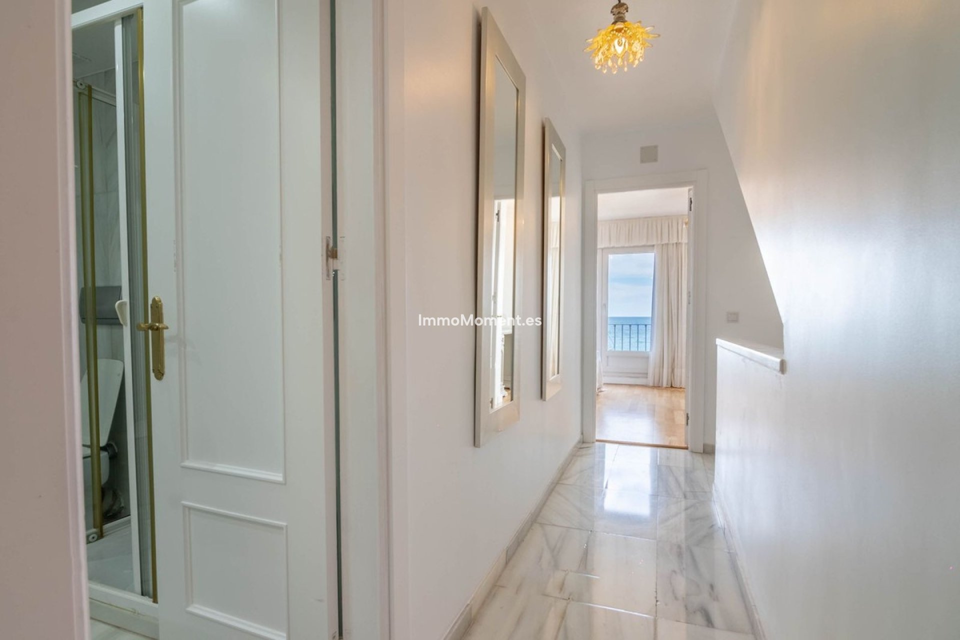 Bestaande woning - Geschakelde woning - Estepona  - Estepona Centro