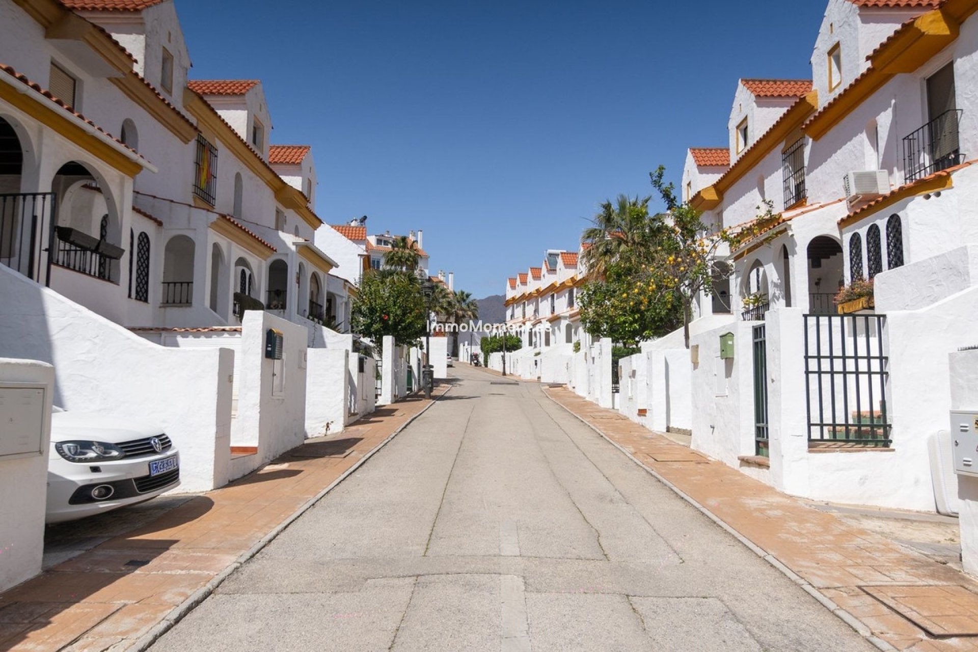 Bestaande woning - Geschakelde woning - Estepona  - Estepona Centro