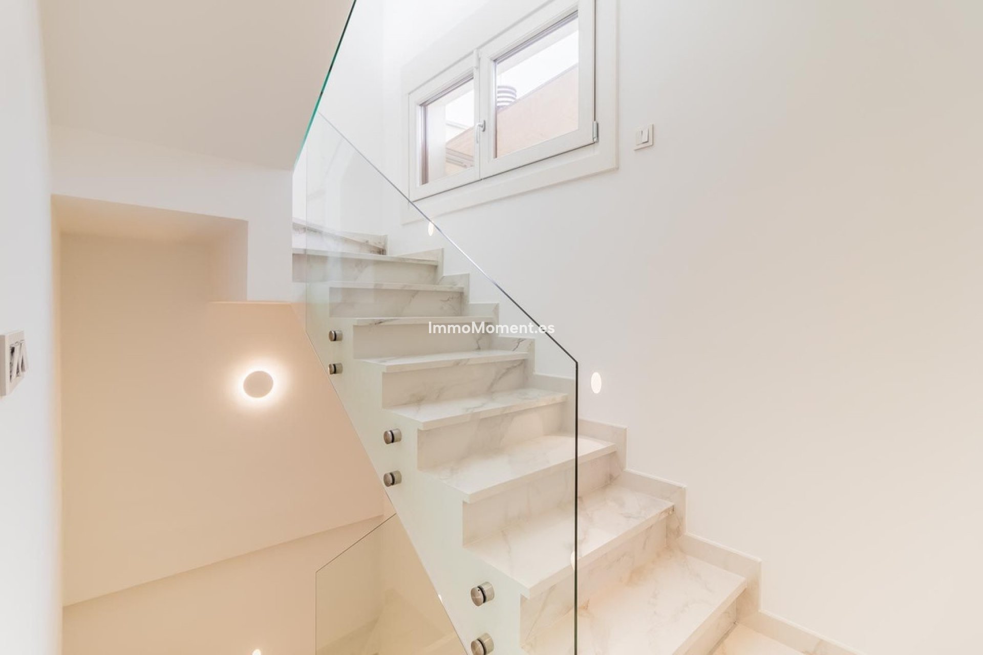 Bestaande woning - Geschakelde woning - Estepona  - Estepona Centro