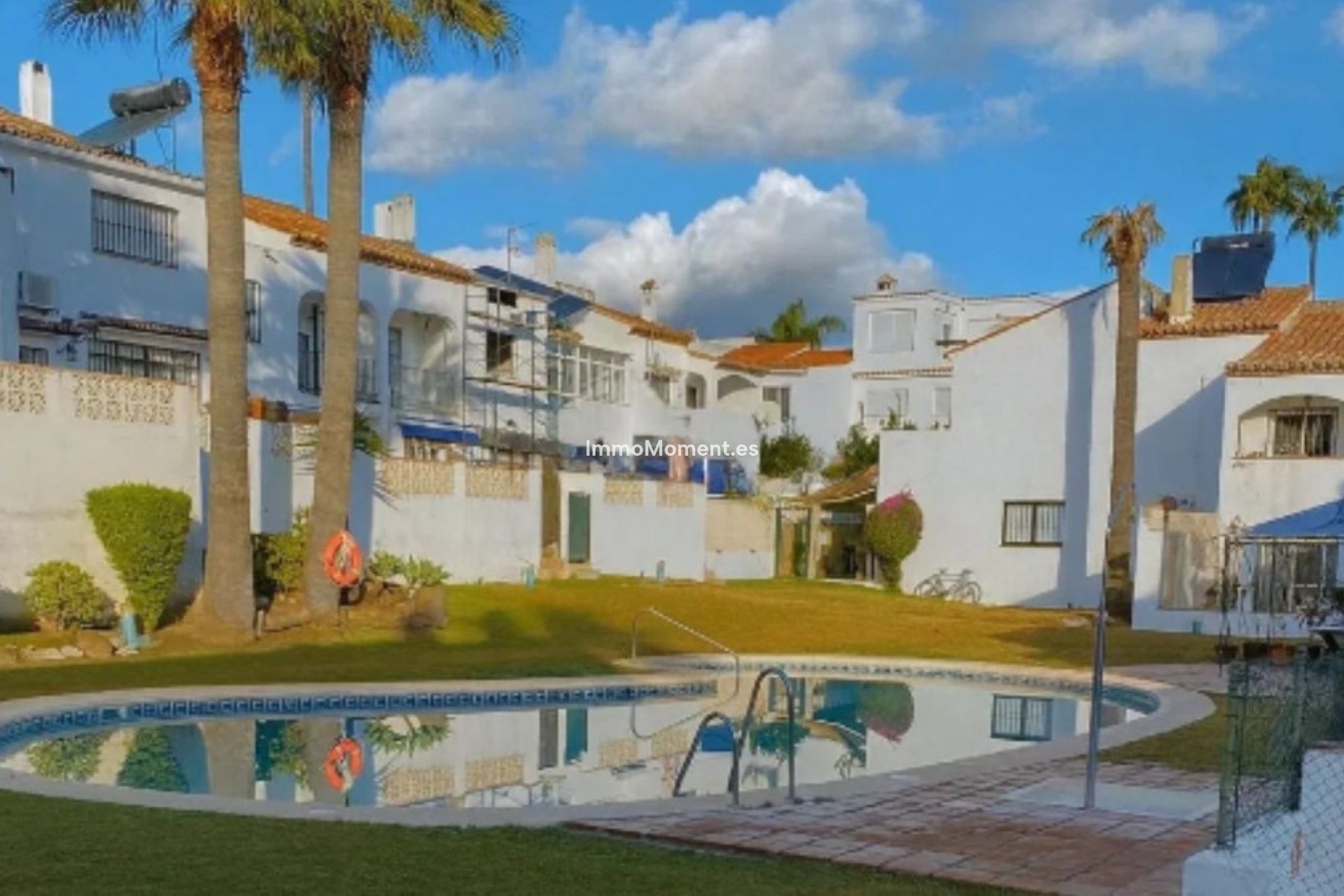 Bestaande woning - Geschakelde woning - Estepona  - Estepona Centro
