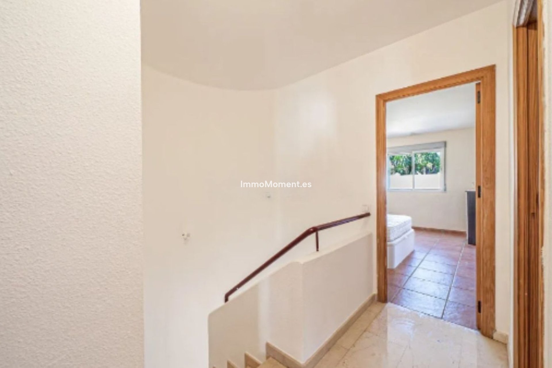 Bestaande woning - Geschakelde woning - Estepona  - Estepona Centro