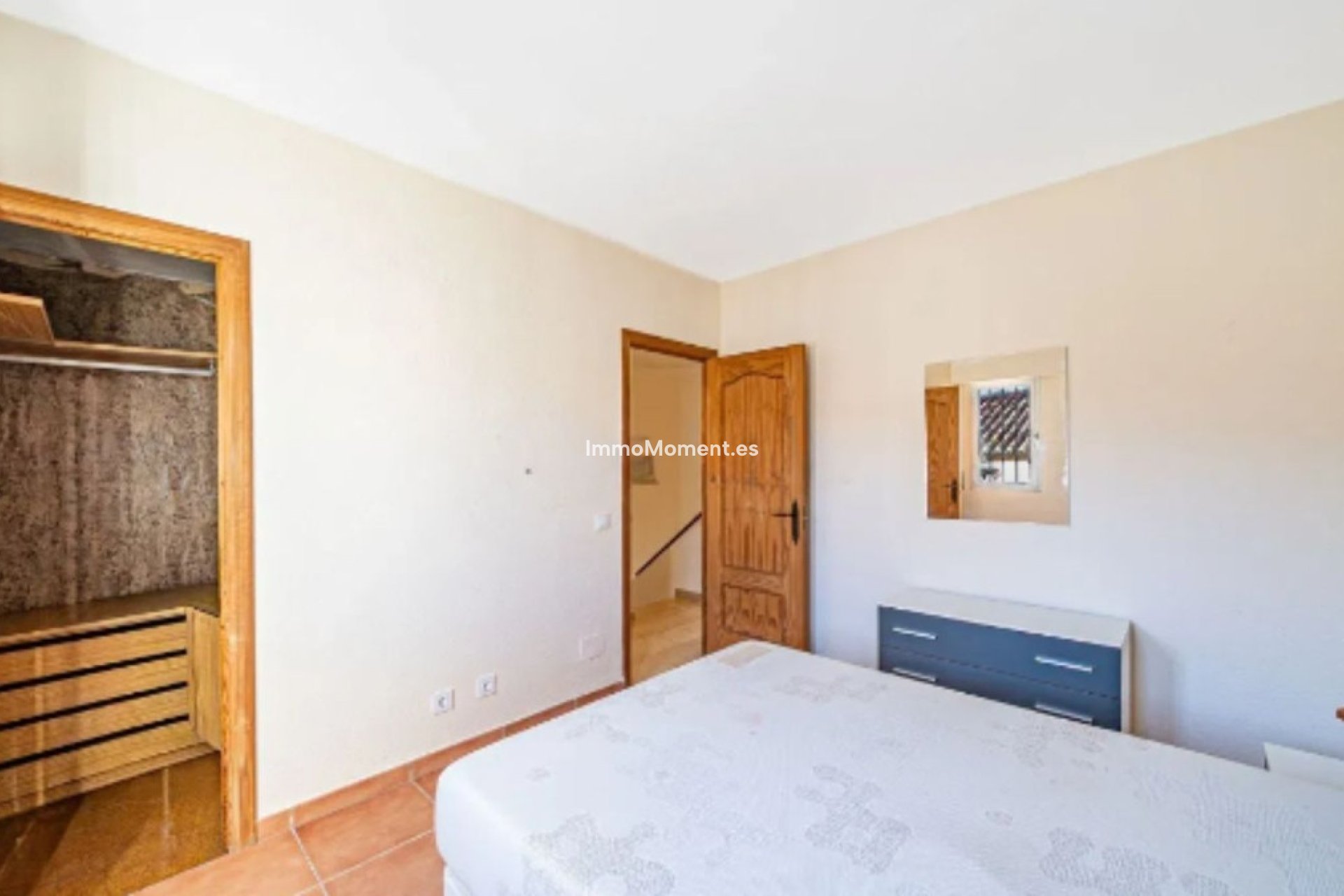 Bestaande woning - Geschakelde woning - Estepona  - Estepona Centro