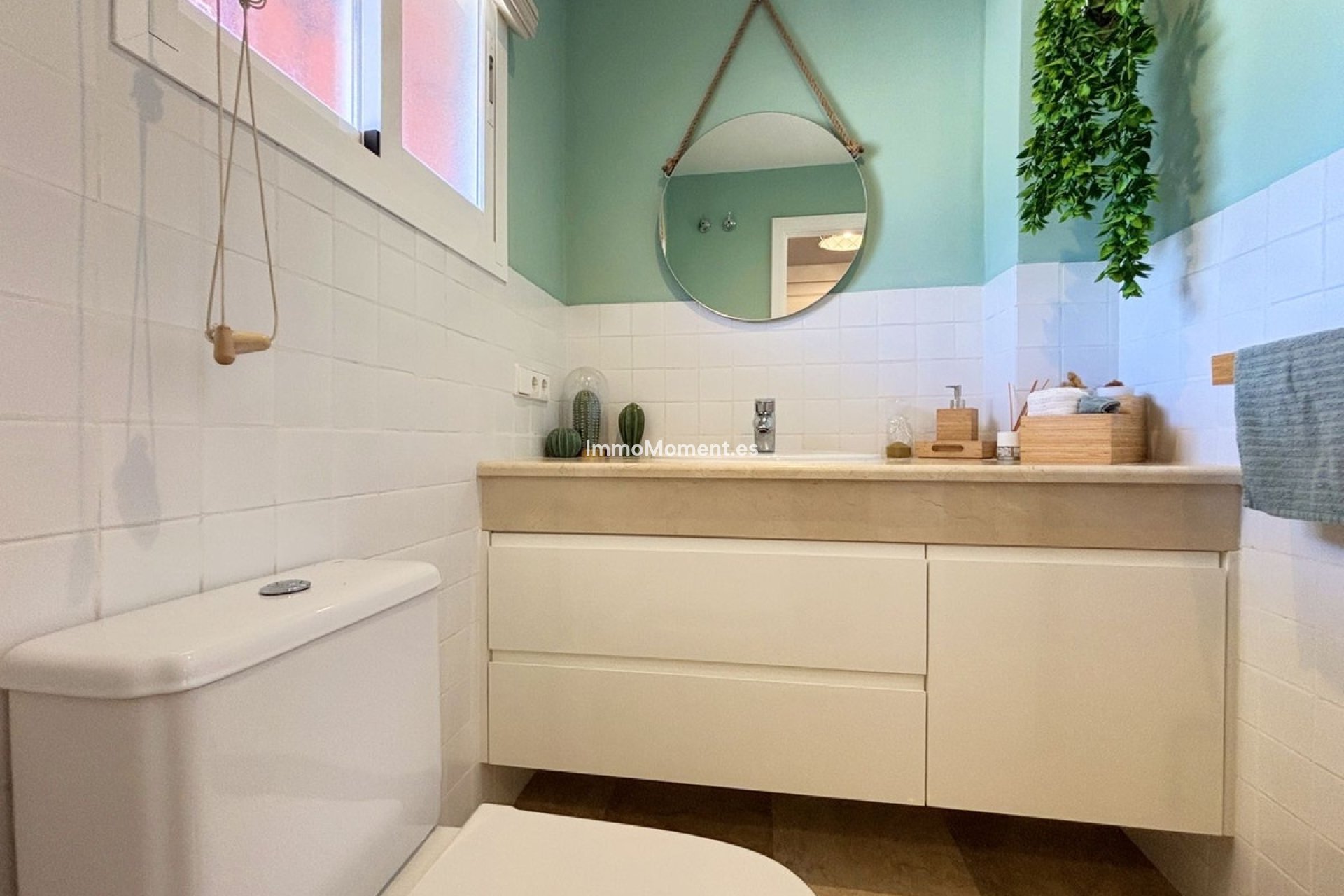 Bestaande woning - Geschakelde woning - Estepona  - Estepona Centro