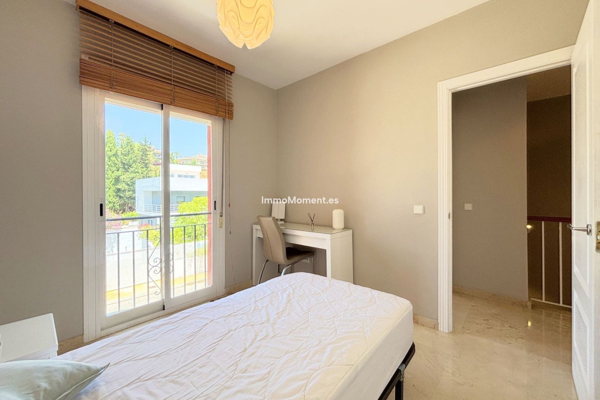 Bestaande woning - Geschakelde woning - Estepona  - Estepona Centro