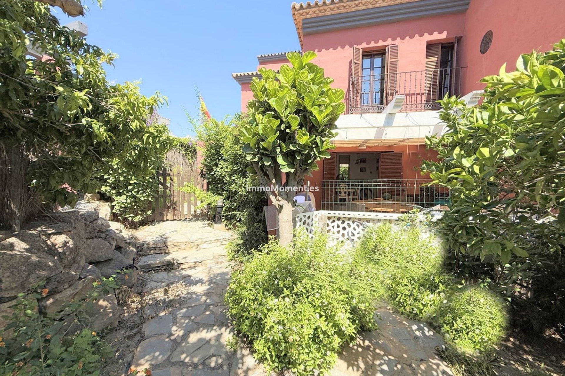 Bestaande woning - Geschakelde woning - Estepona  - Estepona Centro