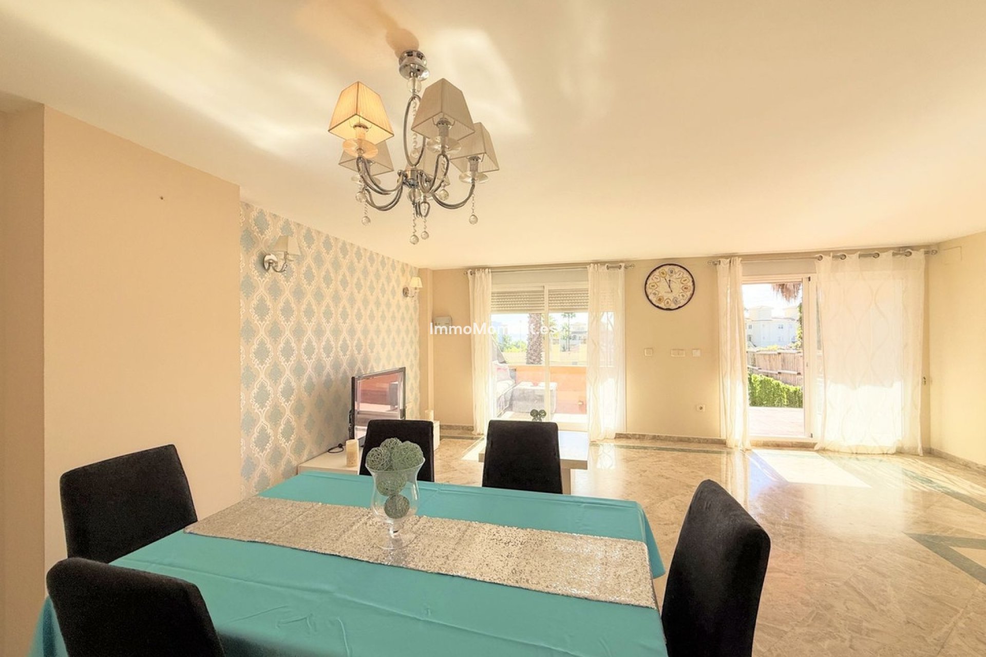 Bestaande woning - Geschakelde woning - Estepona  - Estepona Centro