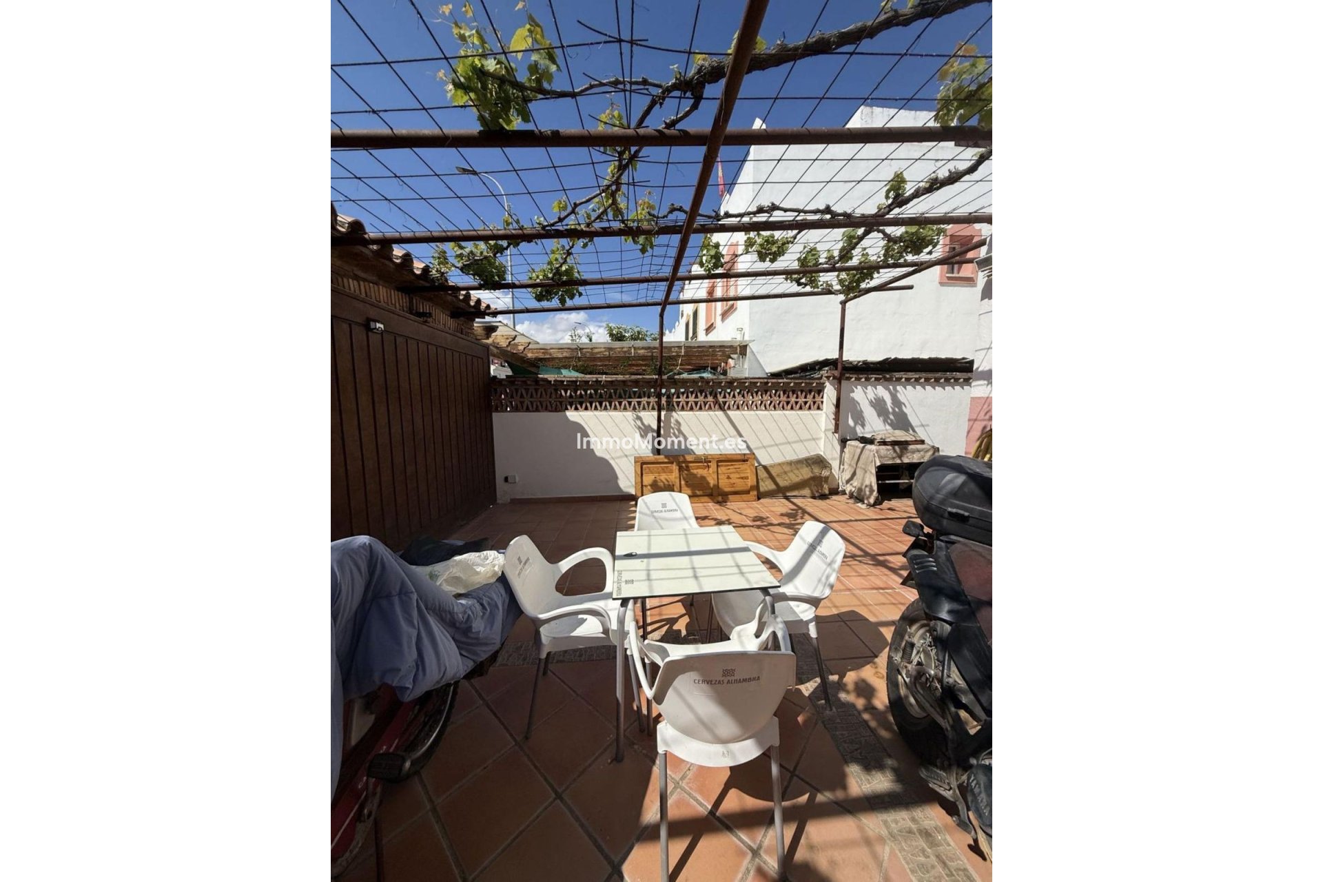 Bestaande woning - Geschakelde woning - Estepona  - Estepona Centro