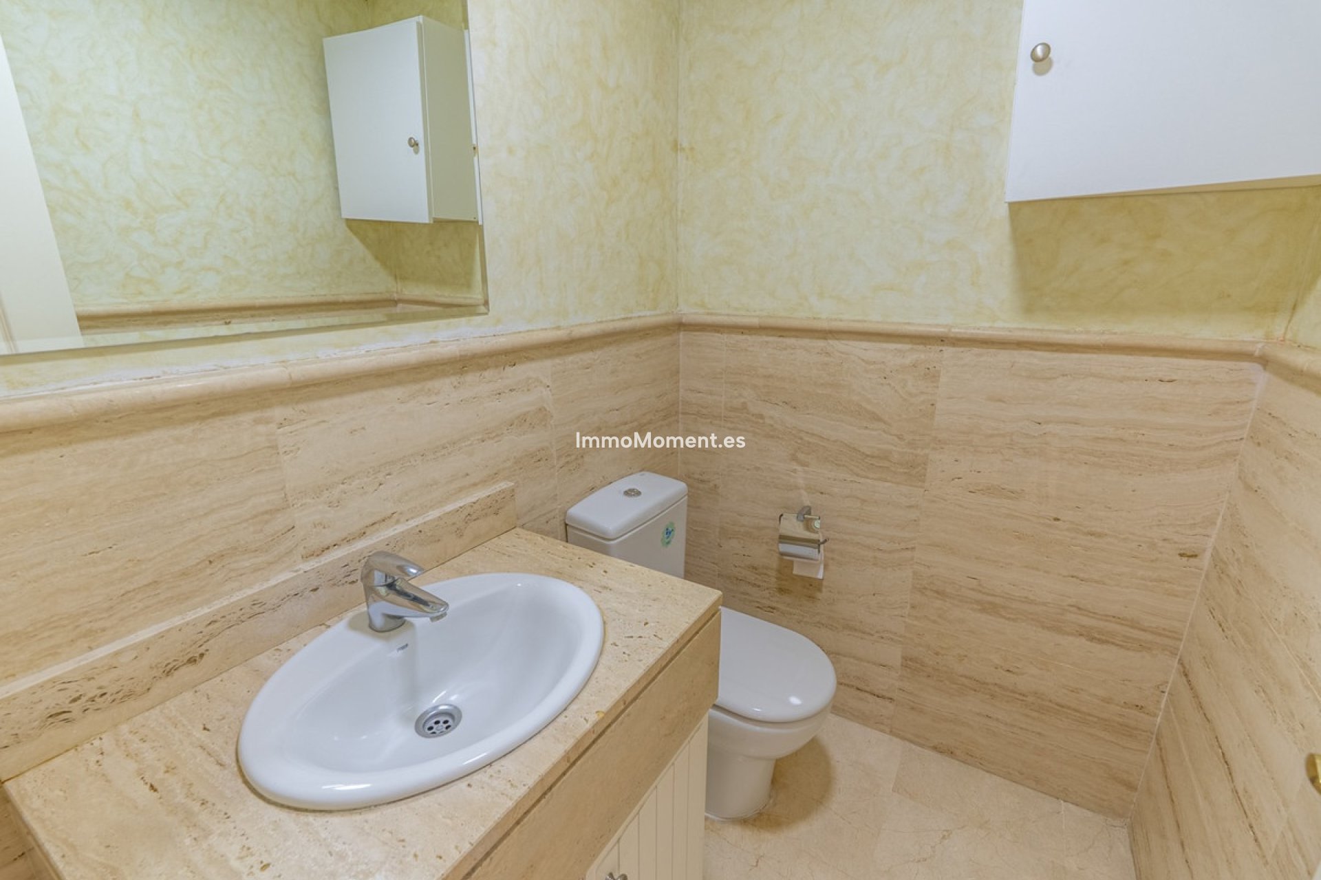 Bestaande woning - Geschakelde woning - Estepona  - Estepona Centro