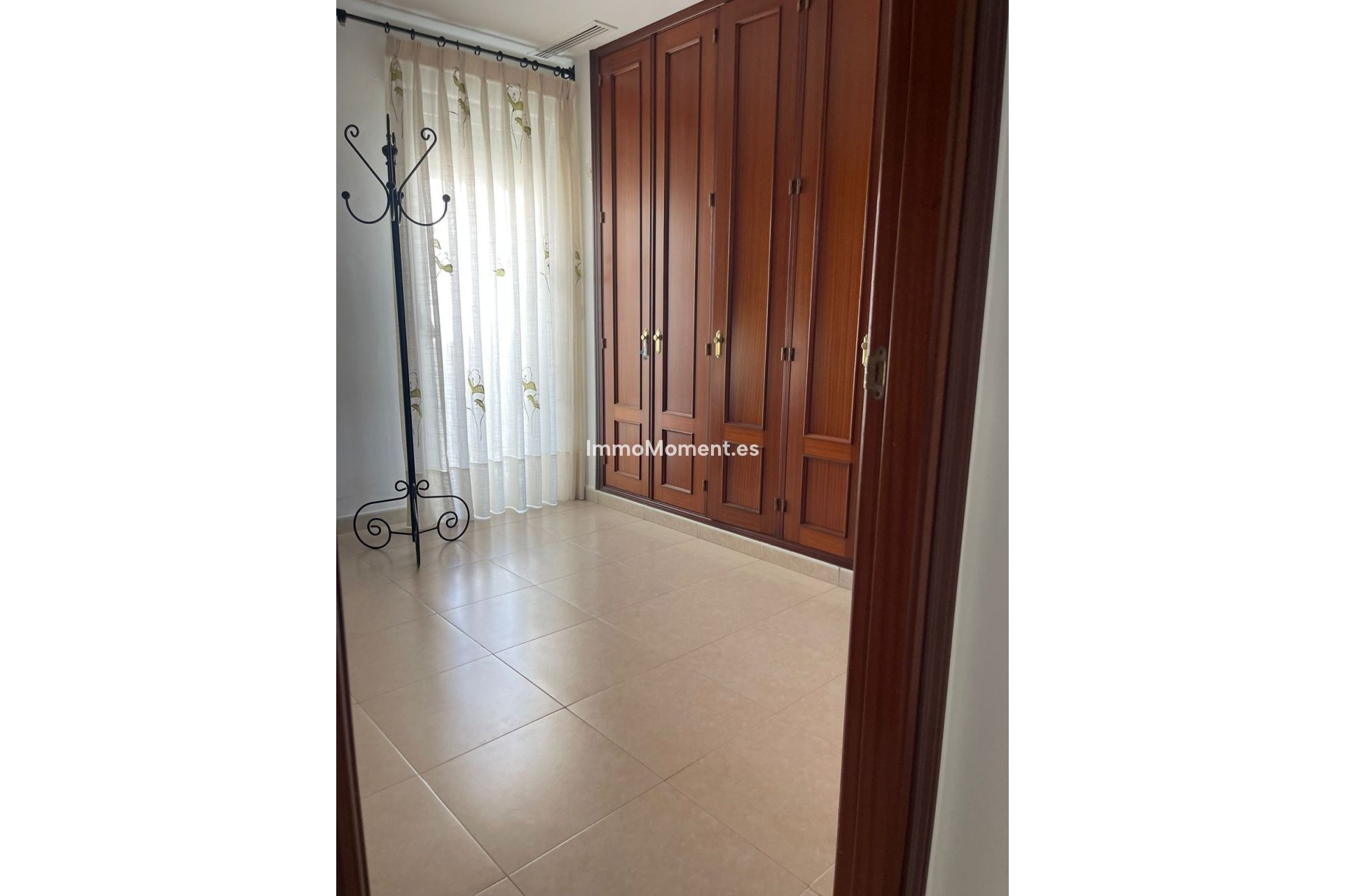 Bestaande woning - Geschakelde woning - Estepona  - Estepona Centro