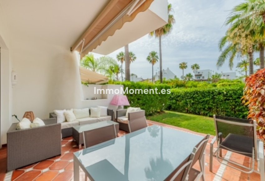 Bestaande woning - Geschakelde woning - Estepona  - Estepona Centro