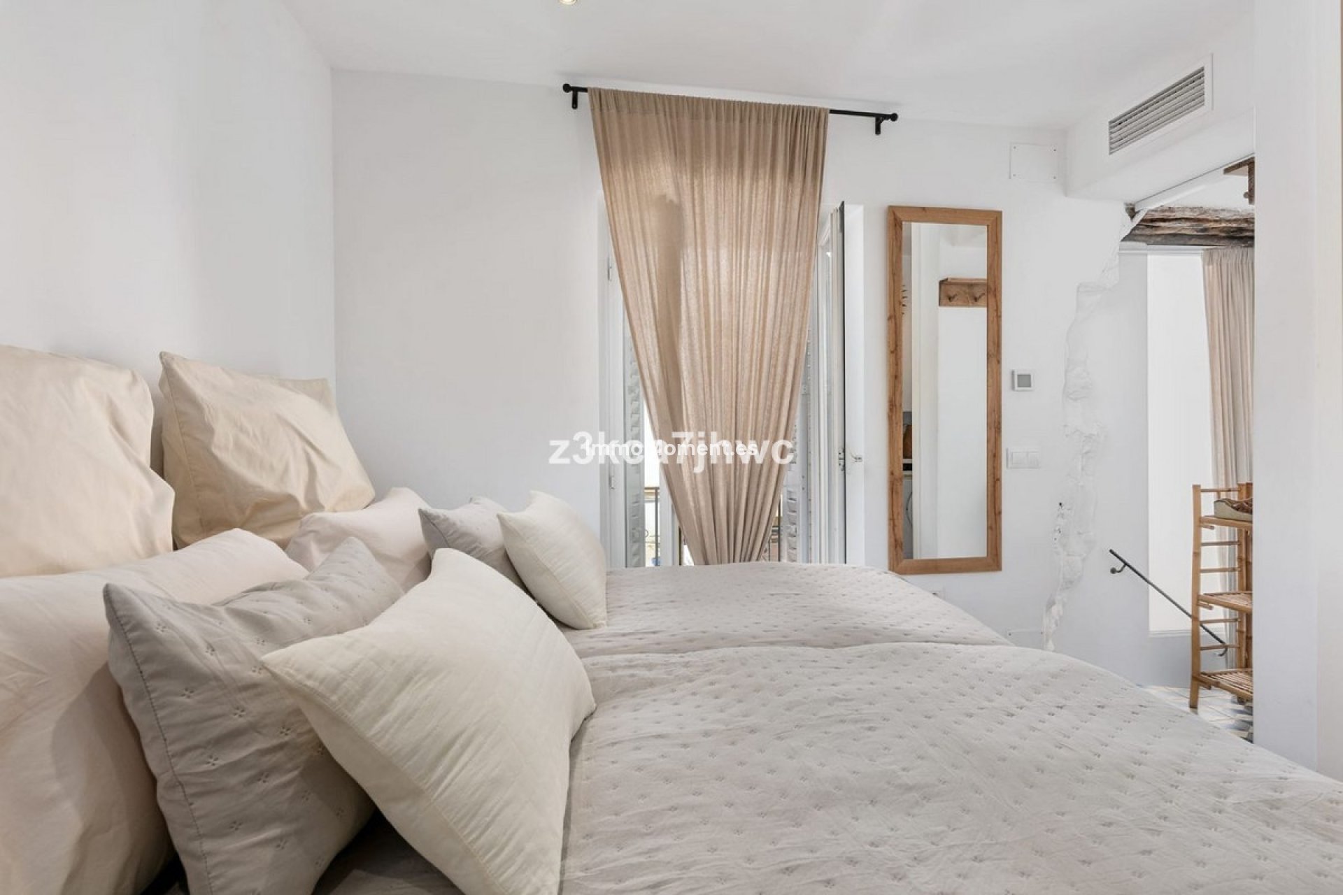 Bestaande woning - Geschakelde woning - Estepona  - Estepona Centro