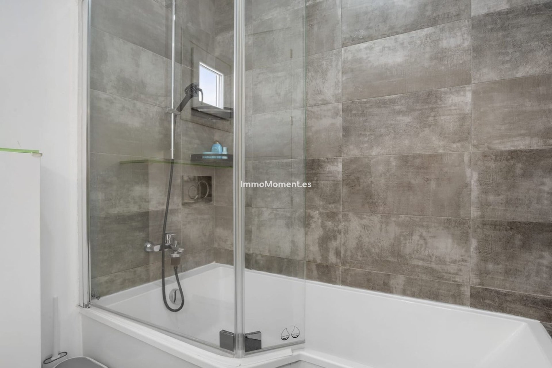 Bestaande woning - Geschakelde woning - Estepona  - Estepona Centro