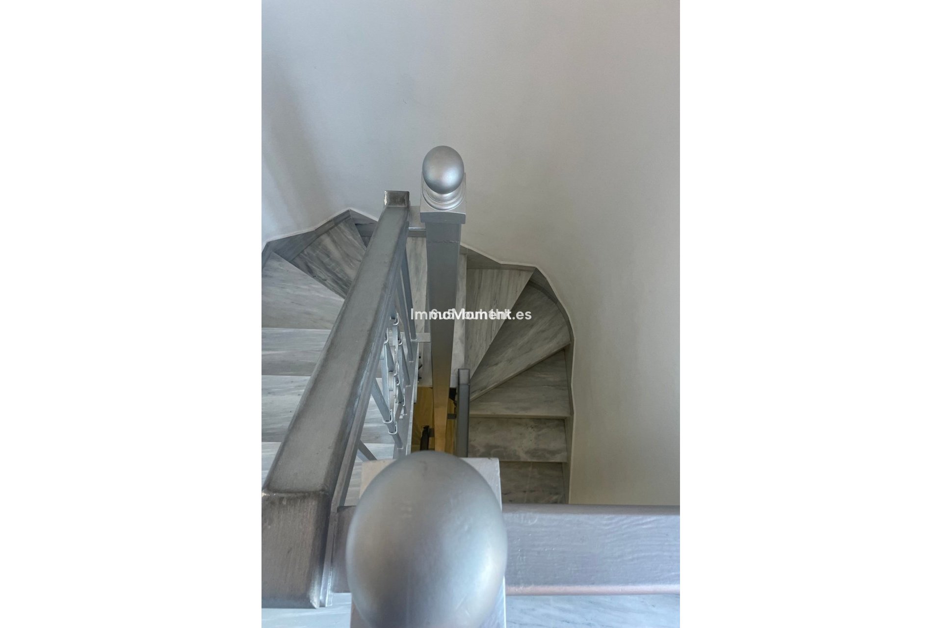 Bestaande woning - Geschakelde woning - Estepona  - Estepona Centro