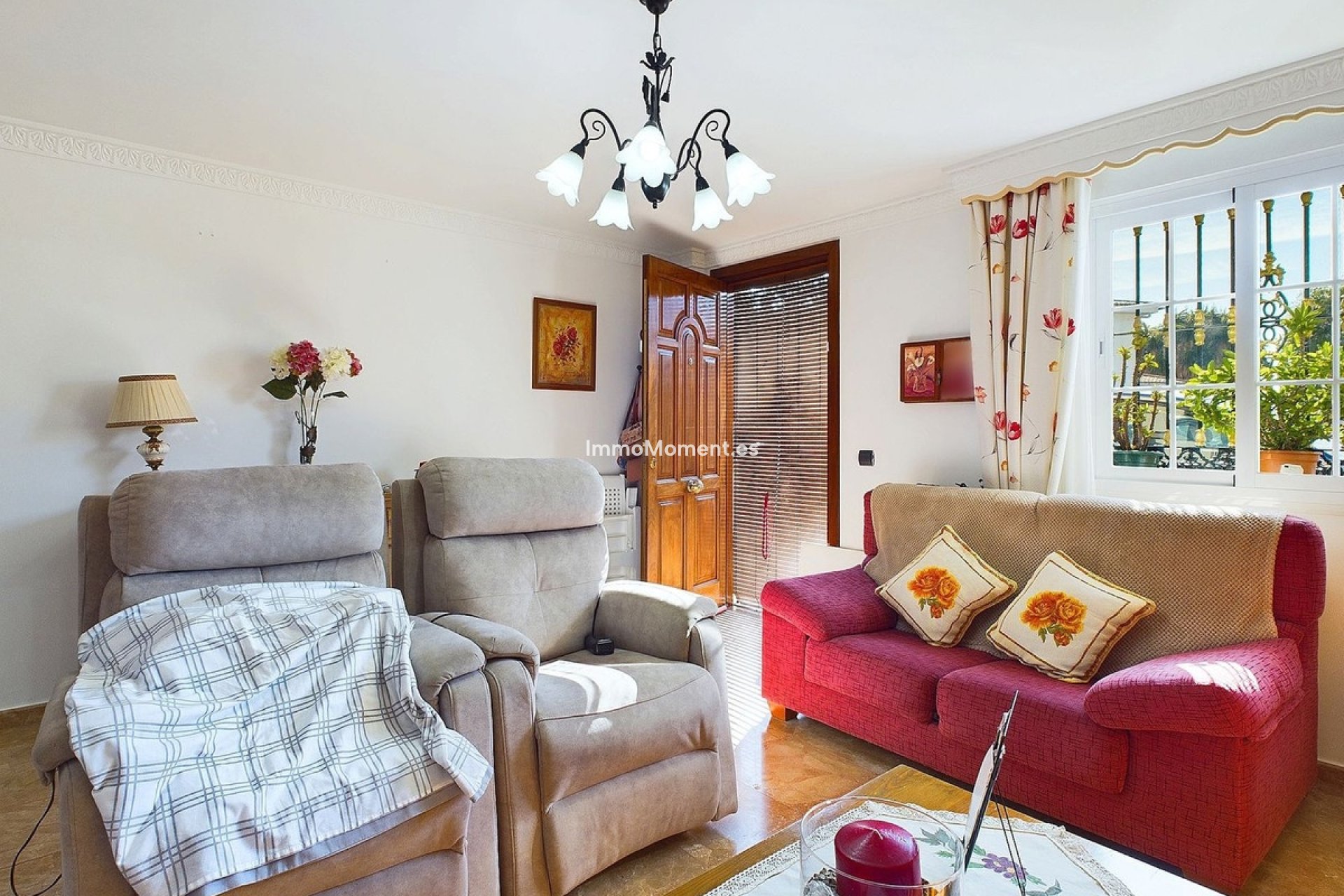 Bestaande woning - Geschakelde woning - Estepona  - Estepona Centro